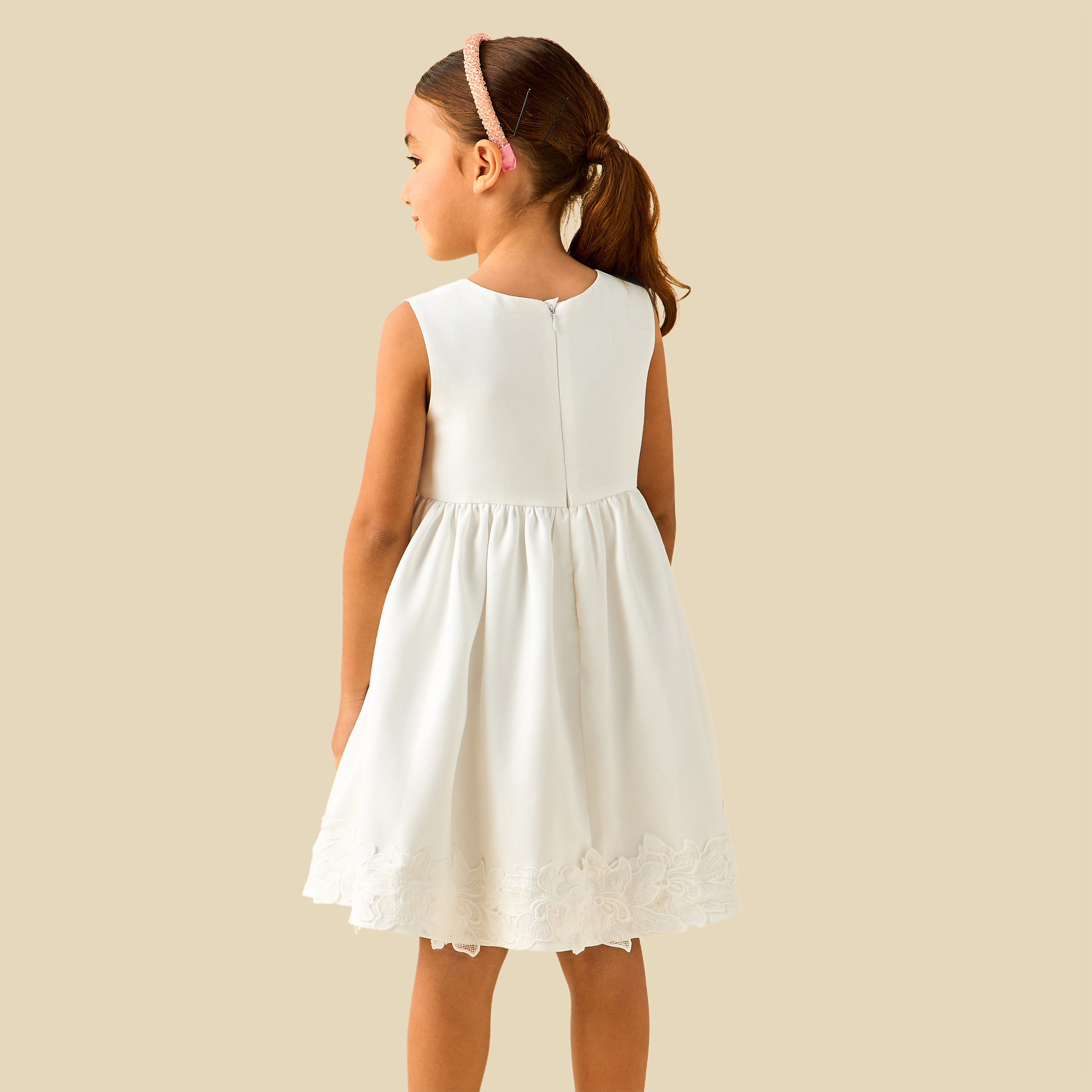 طقم فستان إيه لاين دون أكمام بتطريز دانتيل مع بوليرو من إليجو-girls-clothing-dressesandjumpsuits-image-4