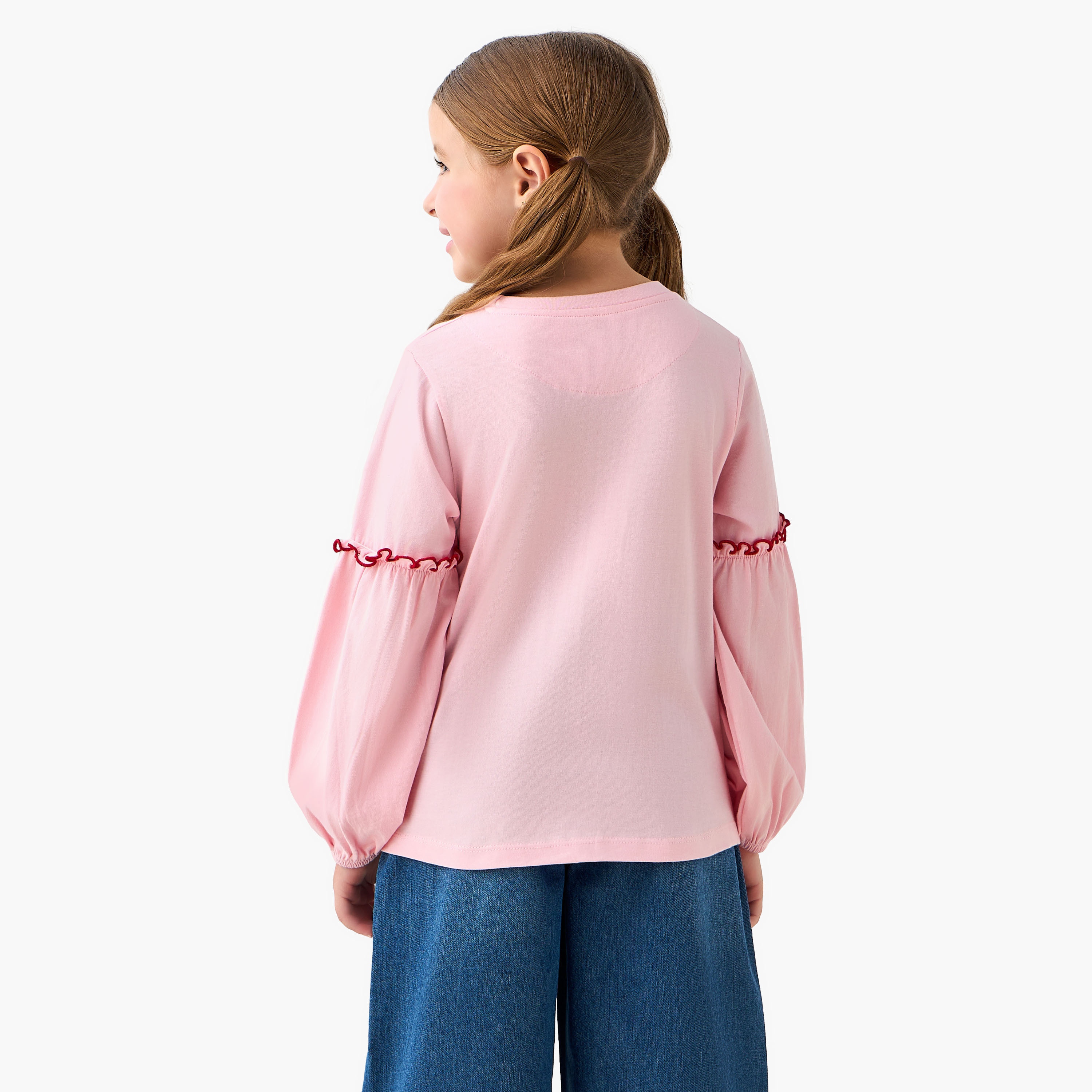 تيشيرت بياقة مستديرة وأكمام طويلة مزين بقلب مرصّع بالترتر من لي كوبر-girls-clothing-tshirts-image-3