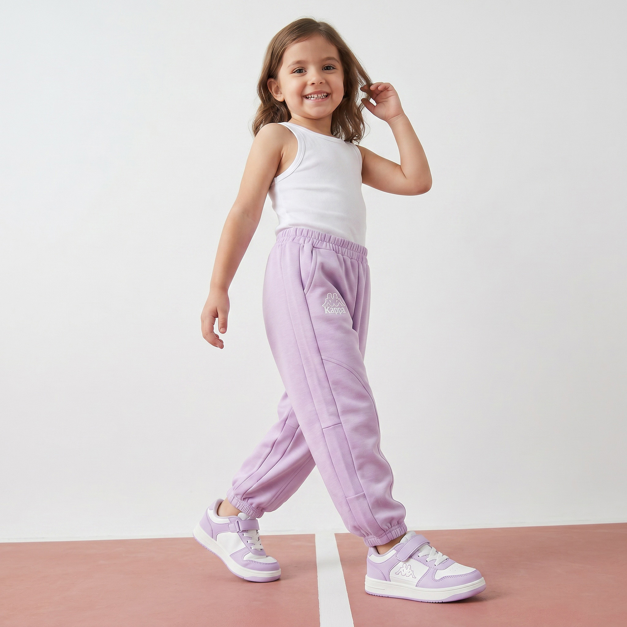 بنطلون رياضي بحزام خصر مطاطي وطبعات شعار من كابا-baby-girls-clothing-sportswear-bottoms-image-1