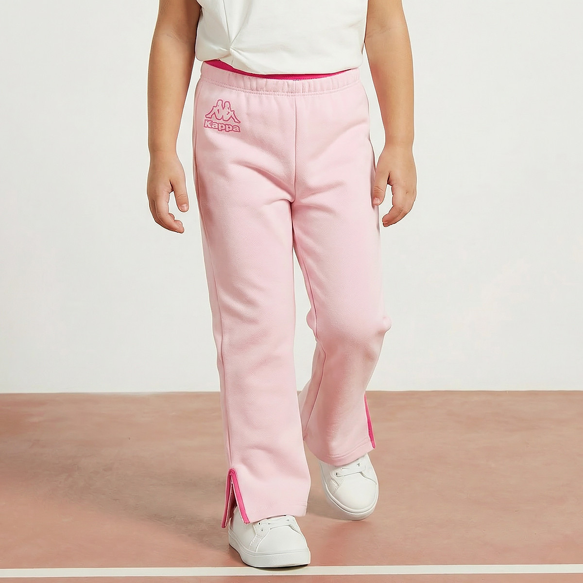 طقم تيشيرت بياقة مستديرة وأكمام قصيرة وبنطلون بتفاصيل كسرات من كابا-girls-clothing-sportswear-sets-image-4