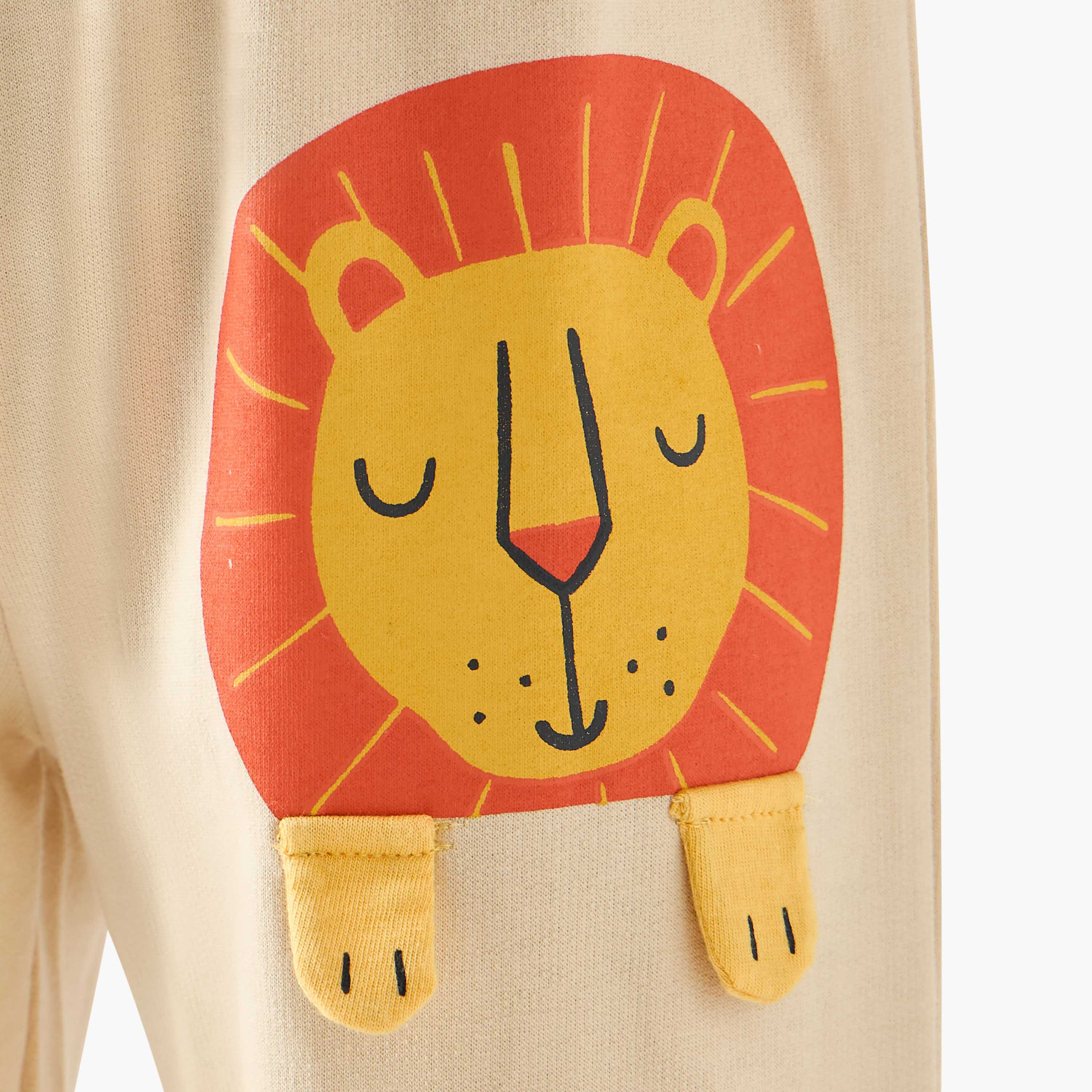Juniors Crew Neck Long Sleeves Pyjama Set with Lion Applique-boys-clothing-nightwear-image-6