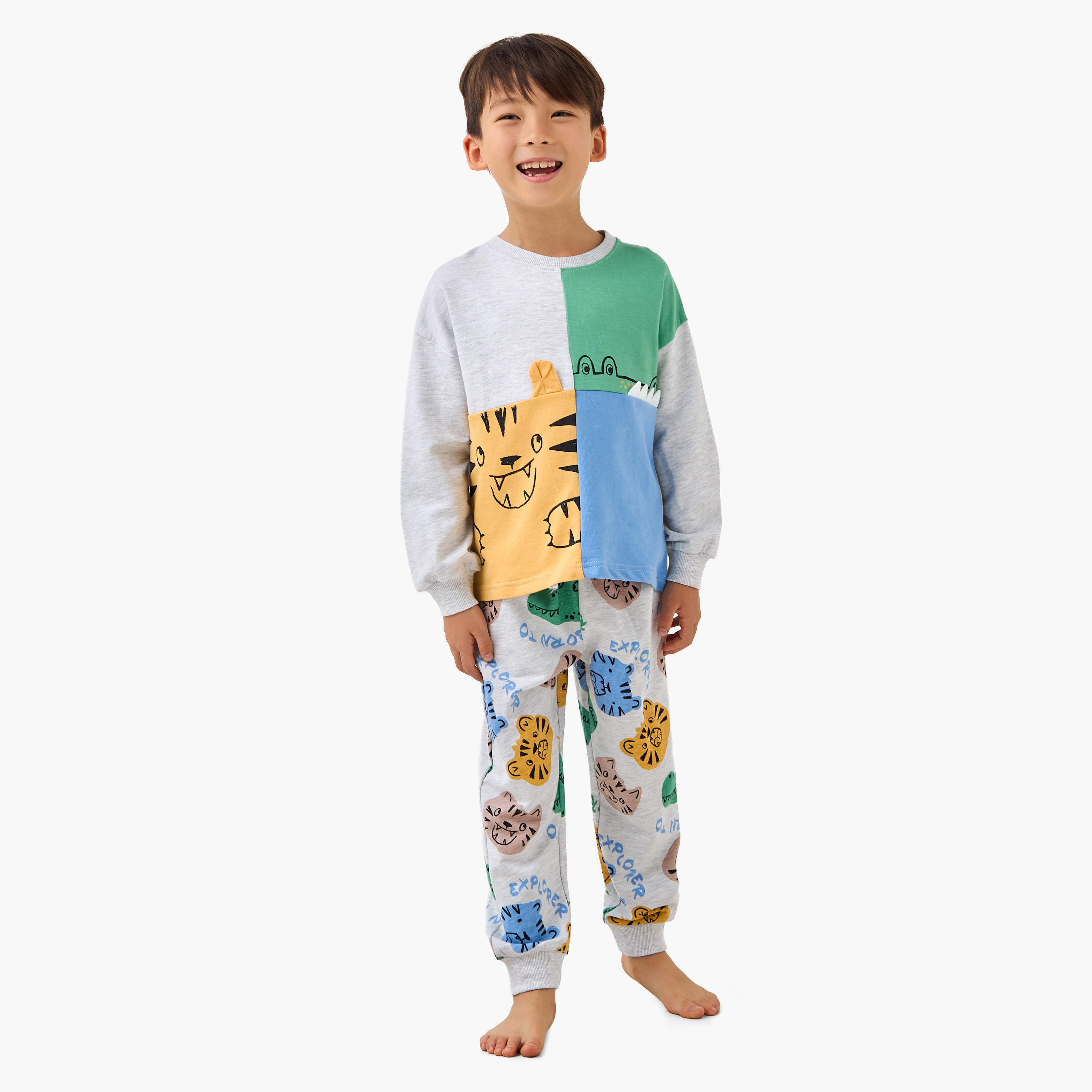 Juniors Cotton Round Neck Long Sleeves Pyjama Set with Applique-boys-clothing-nightwear-image-1