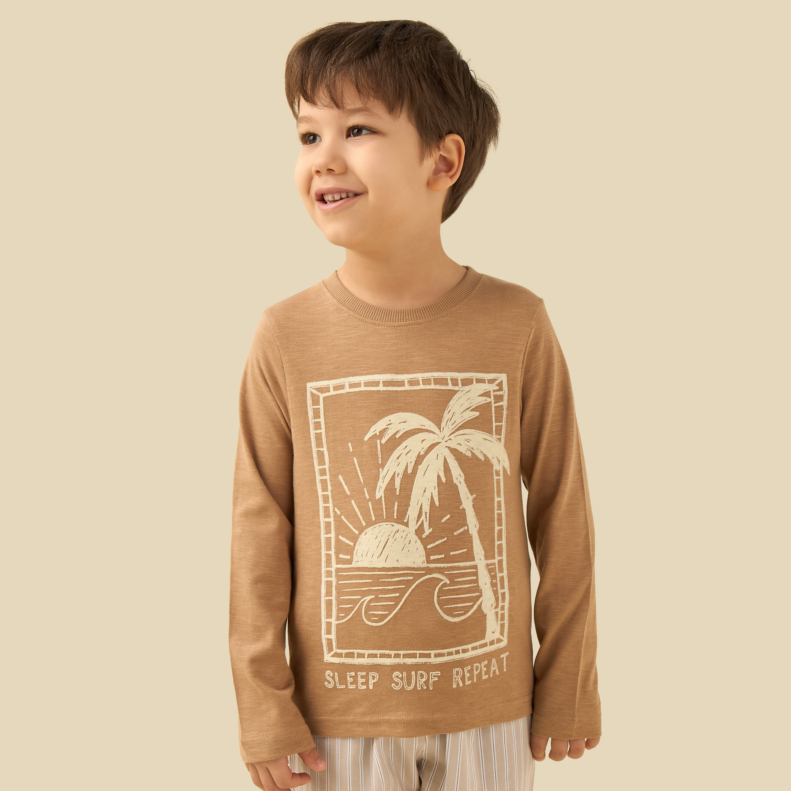 Juniors Cotton Crew Neck Long Sleeve Pyjama Set with Drawstring Closure-boys-clothing-nightwear-image-2