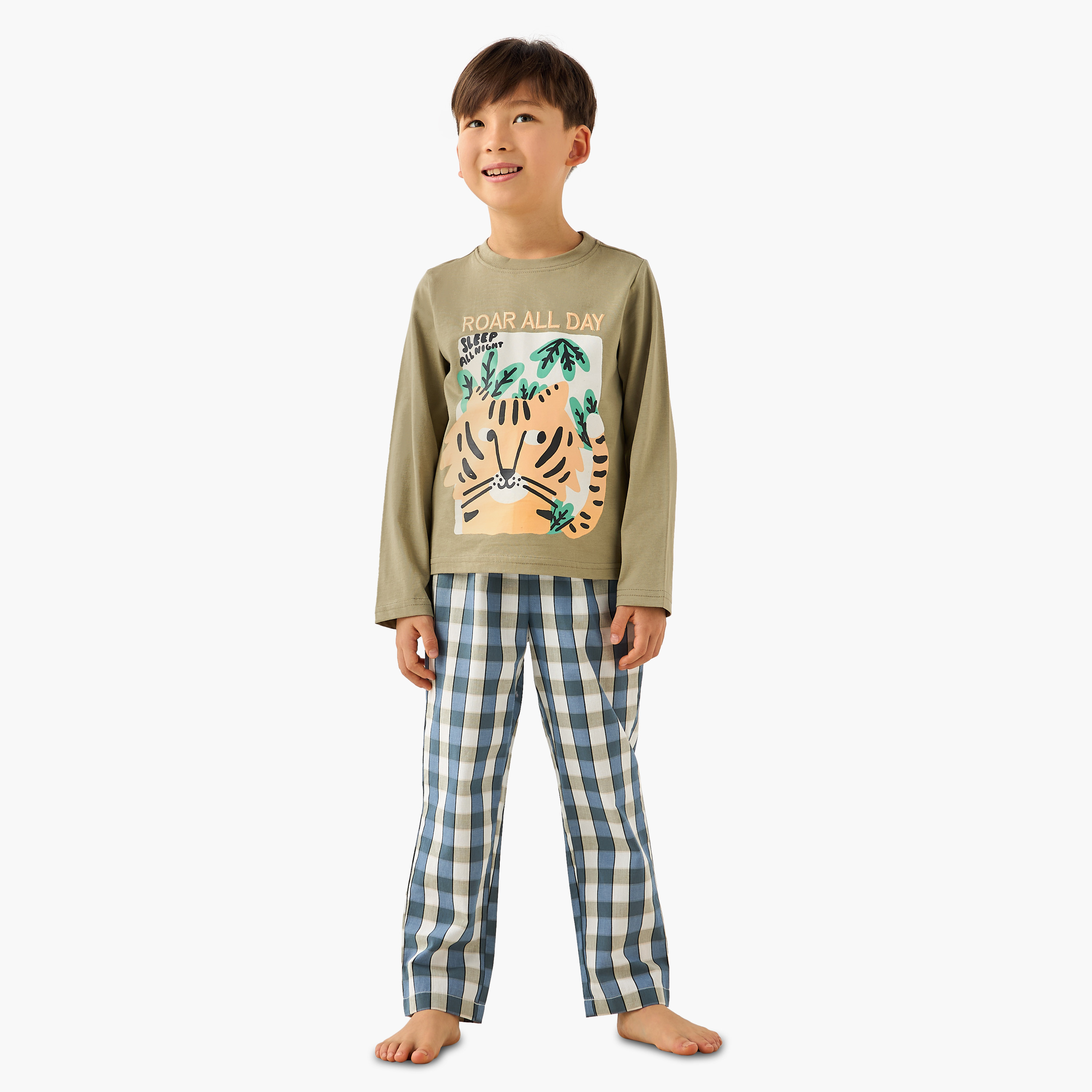 Juniors Cotton Crew Neck Long Sleeves Pyjama Set with Graphic Print-boys-clothing-nightwear-image-1