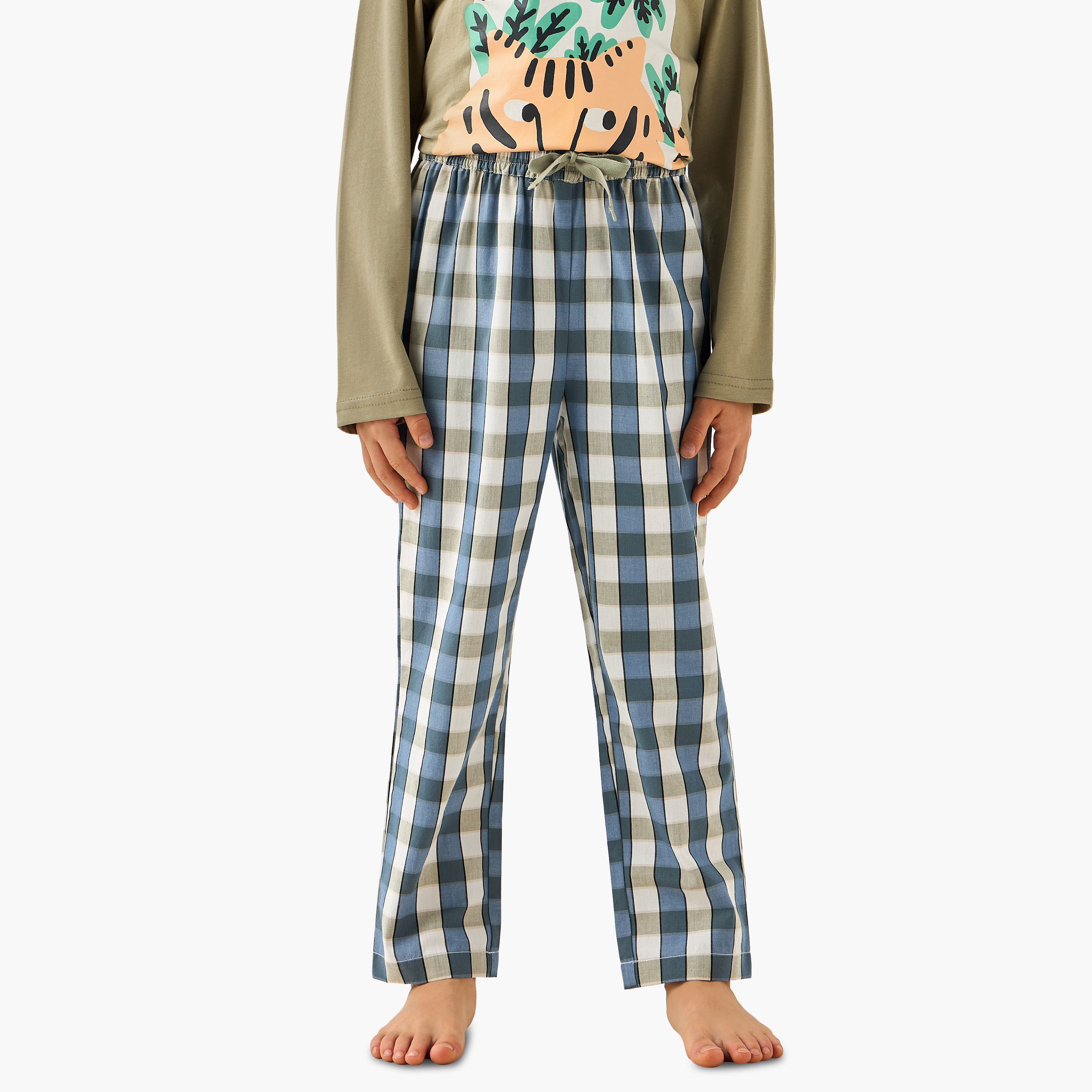 Juniors Cotton Crew Neck Long Sleeves Pyjama Set with Graphic Print-boys-clothing-nightwear-image-3