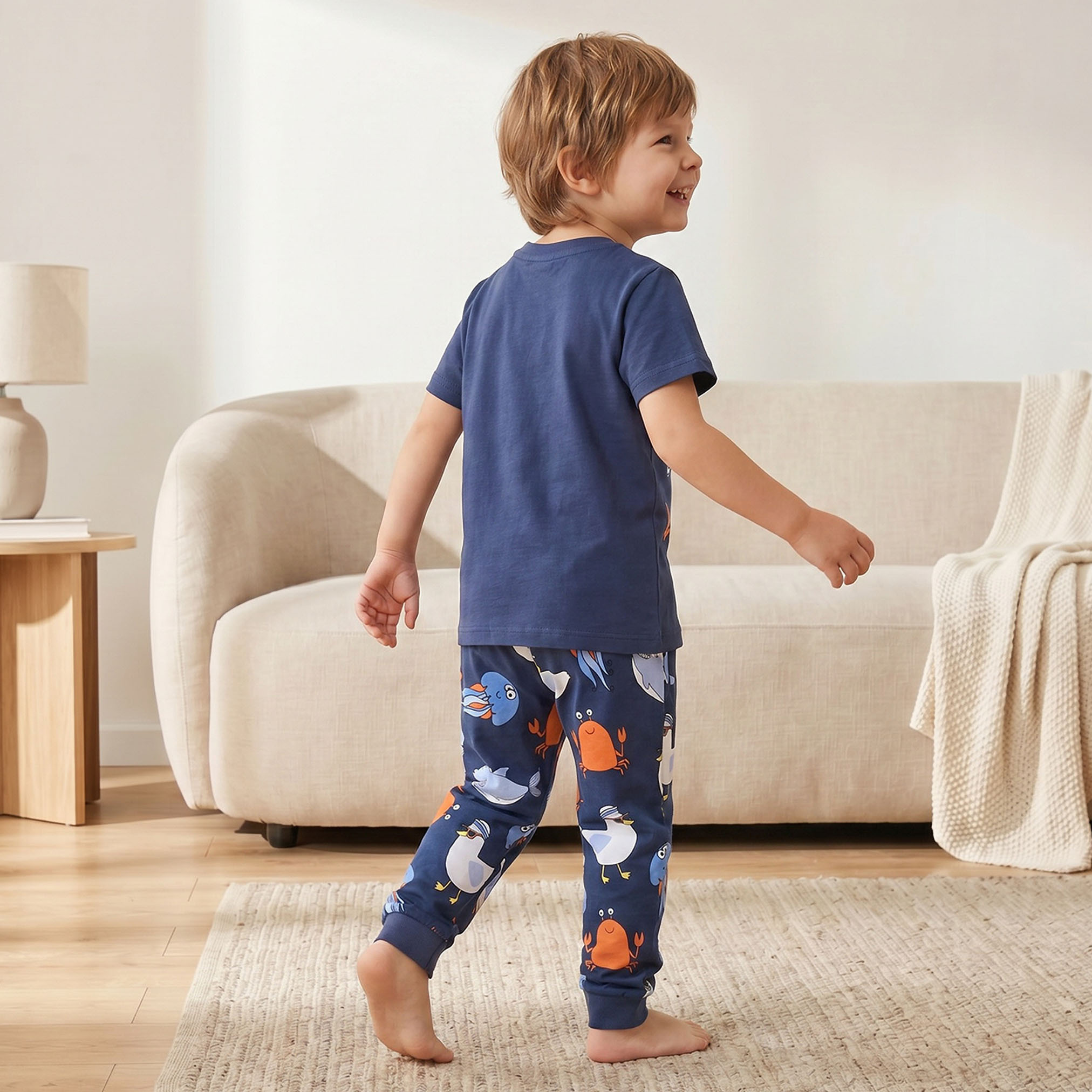 طقم بيجاما قطن بطبعات المحيط وأكمام قصيرة وياقة ضيقة من جونيورز-boys-clothing-nightwear-image-4