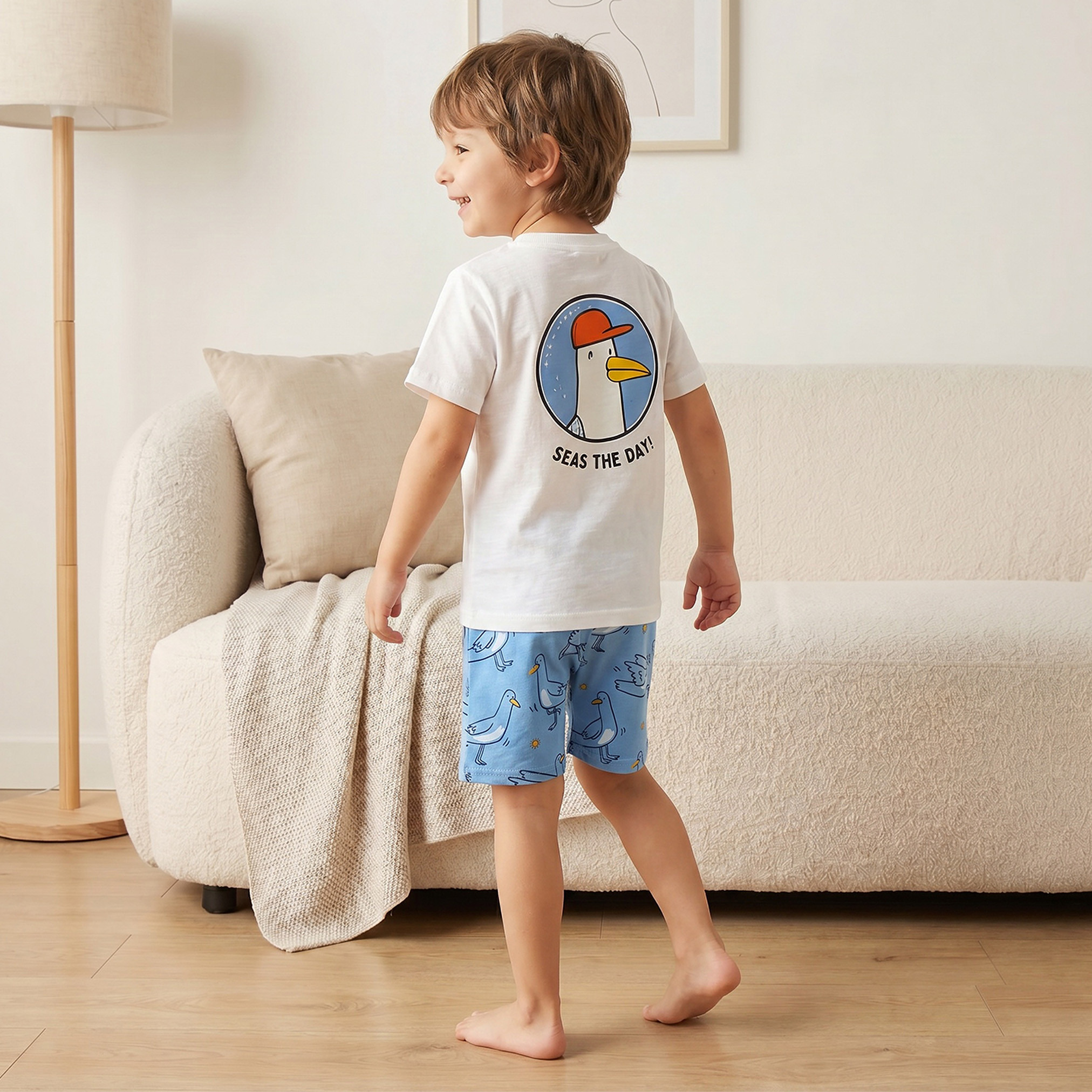 طقم شورت وتيشيرت قطن بياقة هينلي وأكمام قصيرة بطبعة طيور من جونيورز-boys-clothing-nightwear-image-4