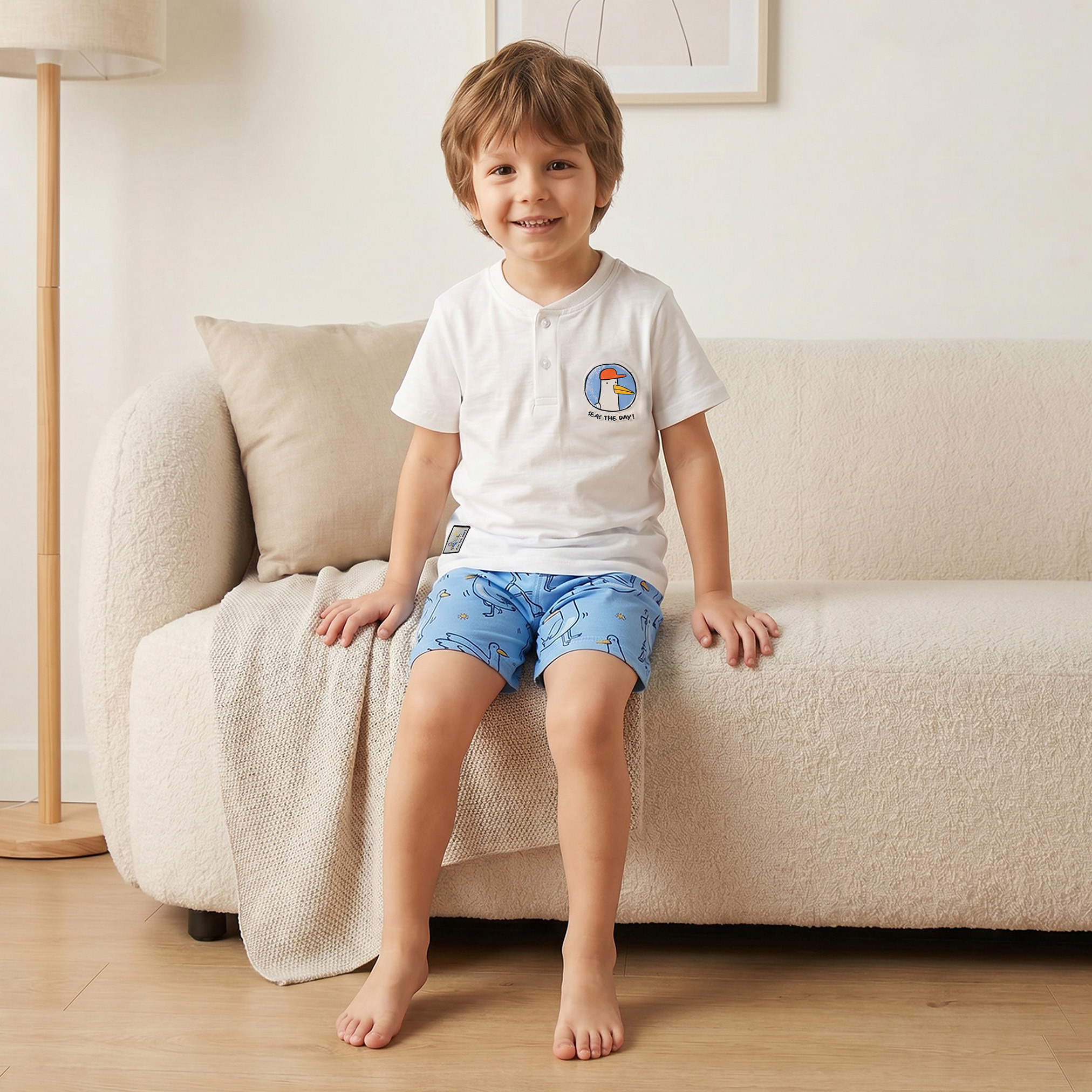 طقم شورت وتيشيرت قطن بياقة هينلي وأكمام قصيرة بطبعة طيور من جونيورز-boys-clothing-nightwear-image-7