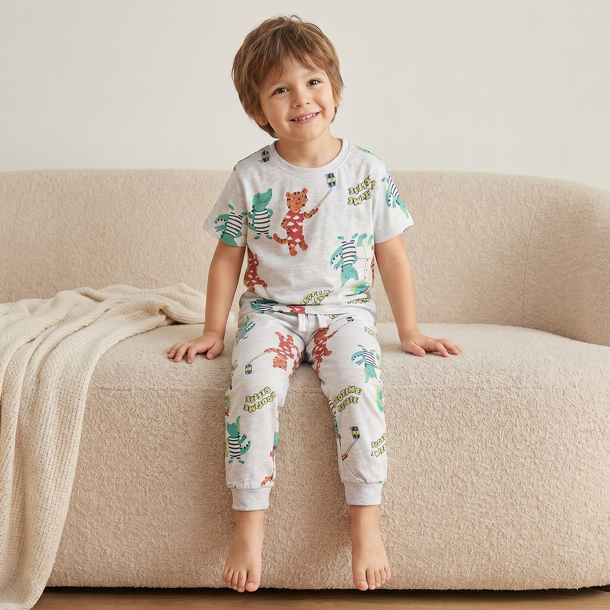 طقم بيجاما قطن بياقة ضيقة وأكمام قصيرة وطبعات من جونيورز-boys-clothing-nightwear-image-7