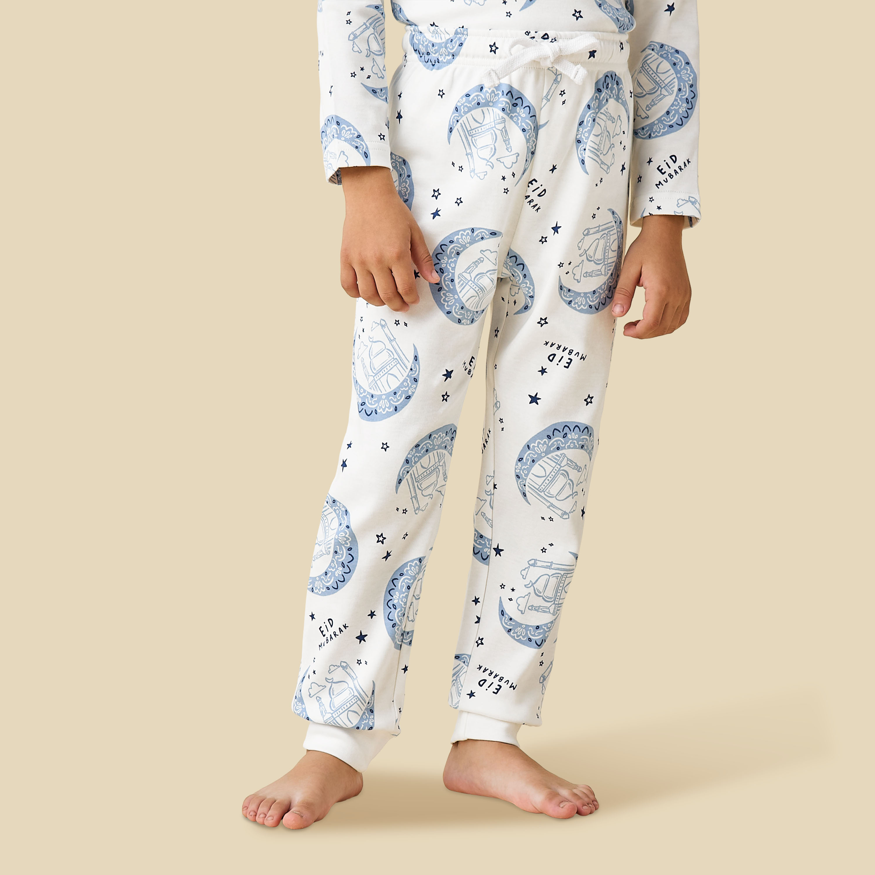 Juniors Cotton Round Neck Long Sleeves Pyjama Set with Graphic Print-boys-clothing-nightwear-image-3