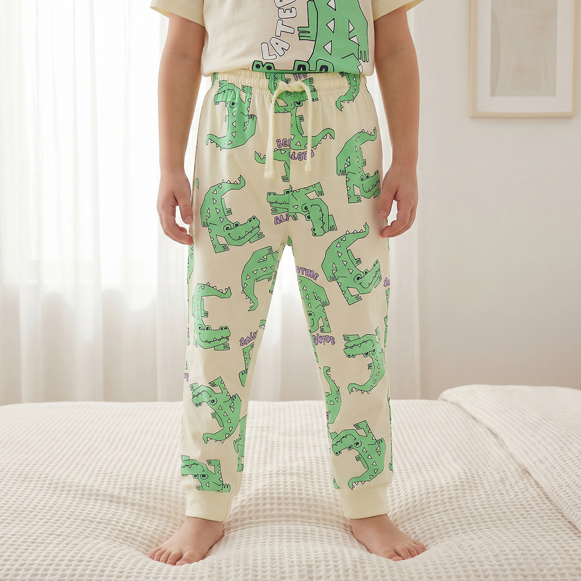 Juniors Cotton Crew Neck Short Sleeves Pyjama Set with Alligator Print-boys-clothing-nightwear-image-3