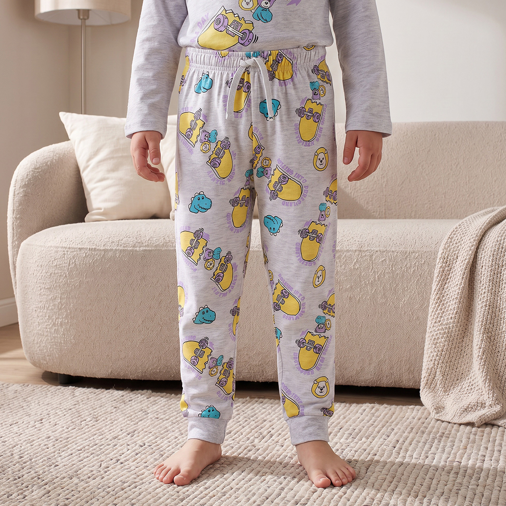 طقم بيجاما قطني بياقة مستديرة وأكمام طويلة بطبعة لوح تزلج من جونيورز-boys-clothing-nightwear-image-3