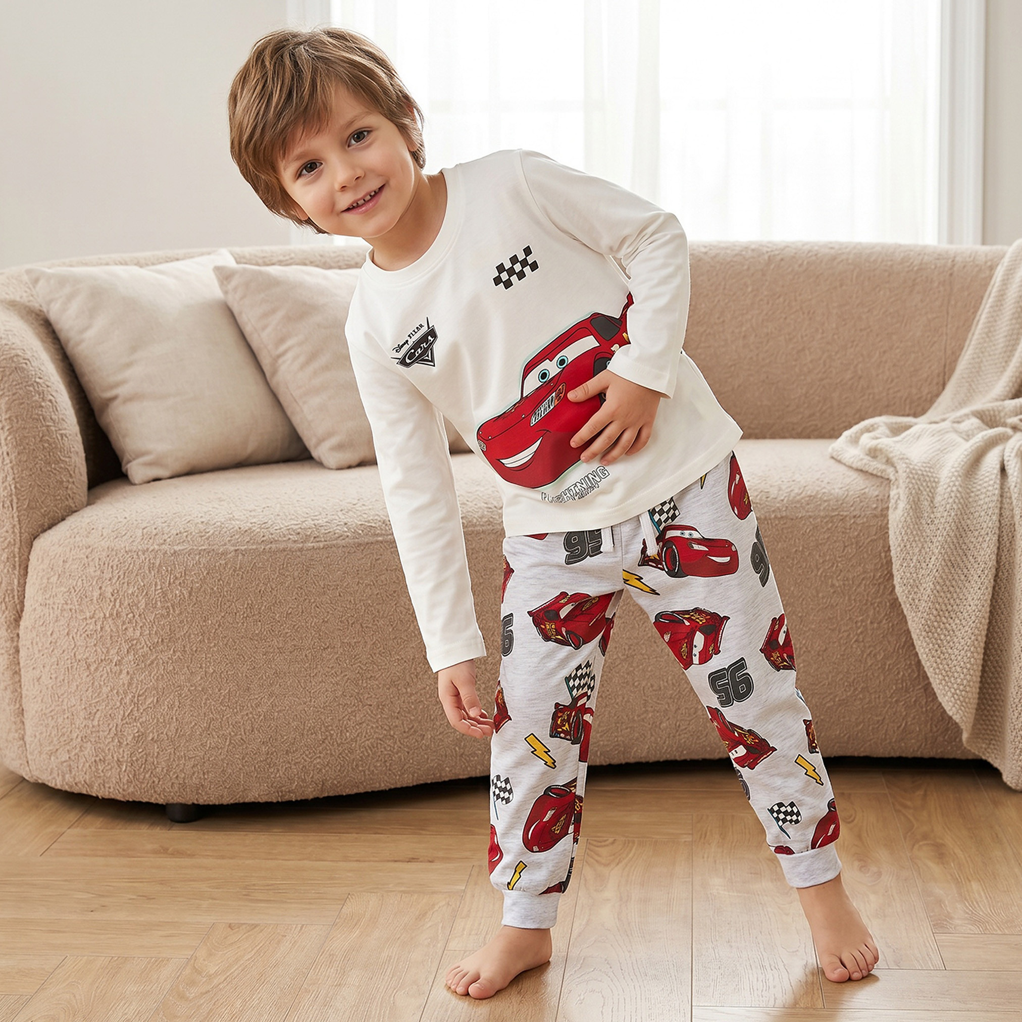 طقم بيجاما قطن بياقة ضيقة وأكمام طويلة وطبعات من ديزني-boys-clothing-nightwear-image-8