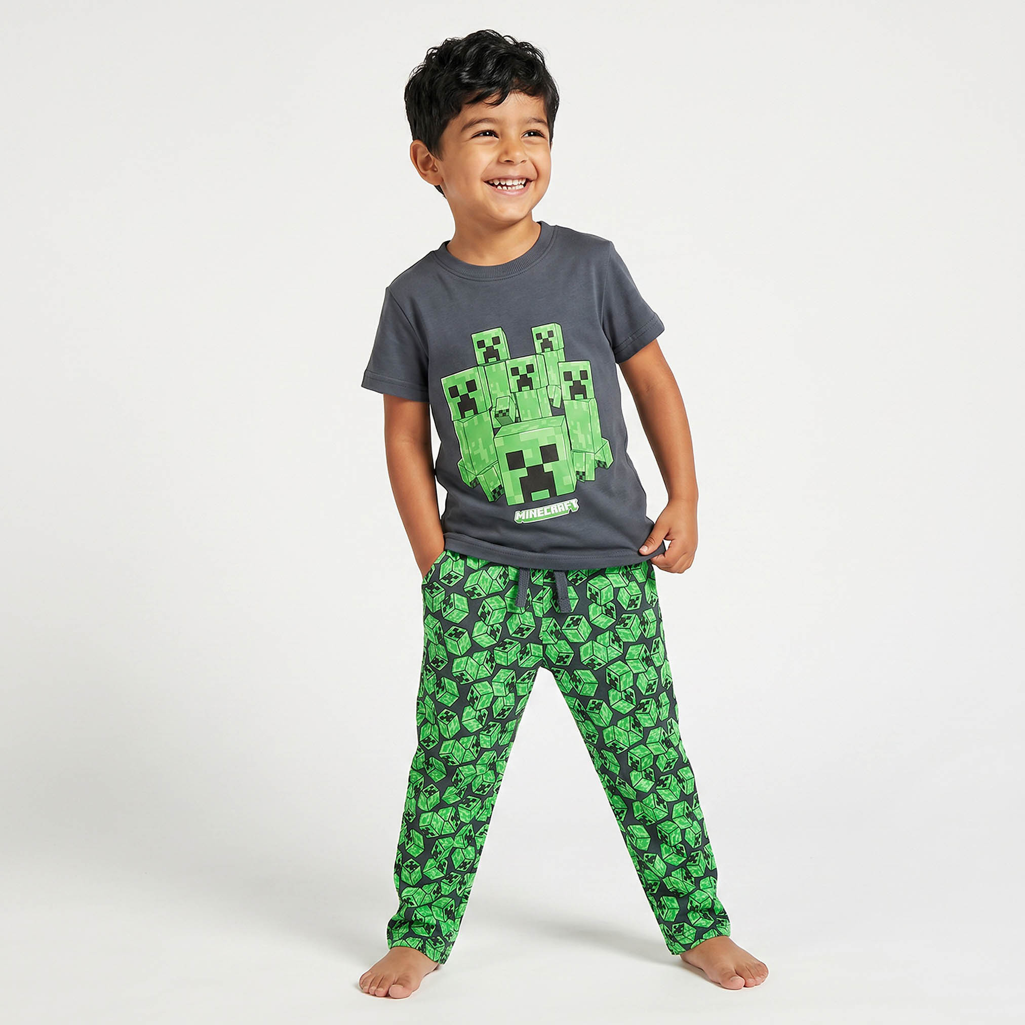 طقم بيجاما قطن برقبة ضيقة وأكمام قصيرة وطبعات من ماينكرافت-boys-clothing-nightwear-image-1