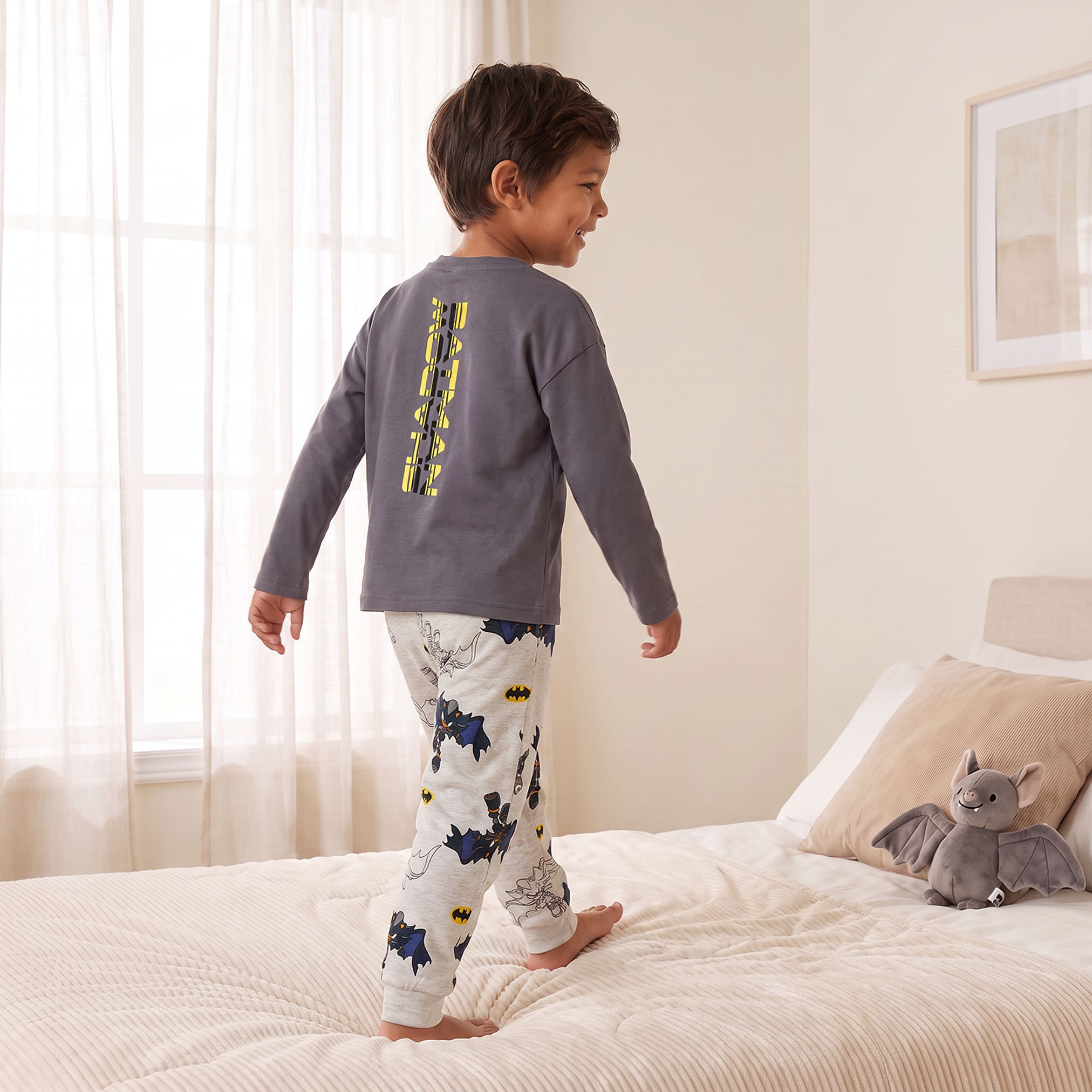 Cotton Crew Neck Long Sleeves Pyjama Set with Batman Print-boys-clothing-nightwear-image-4