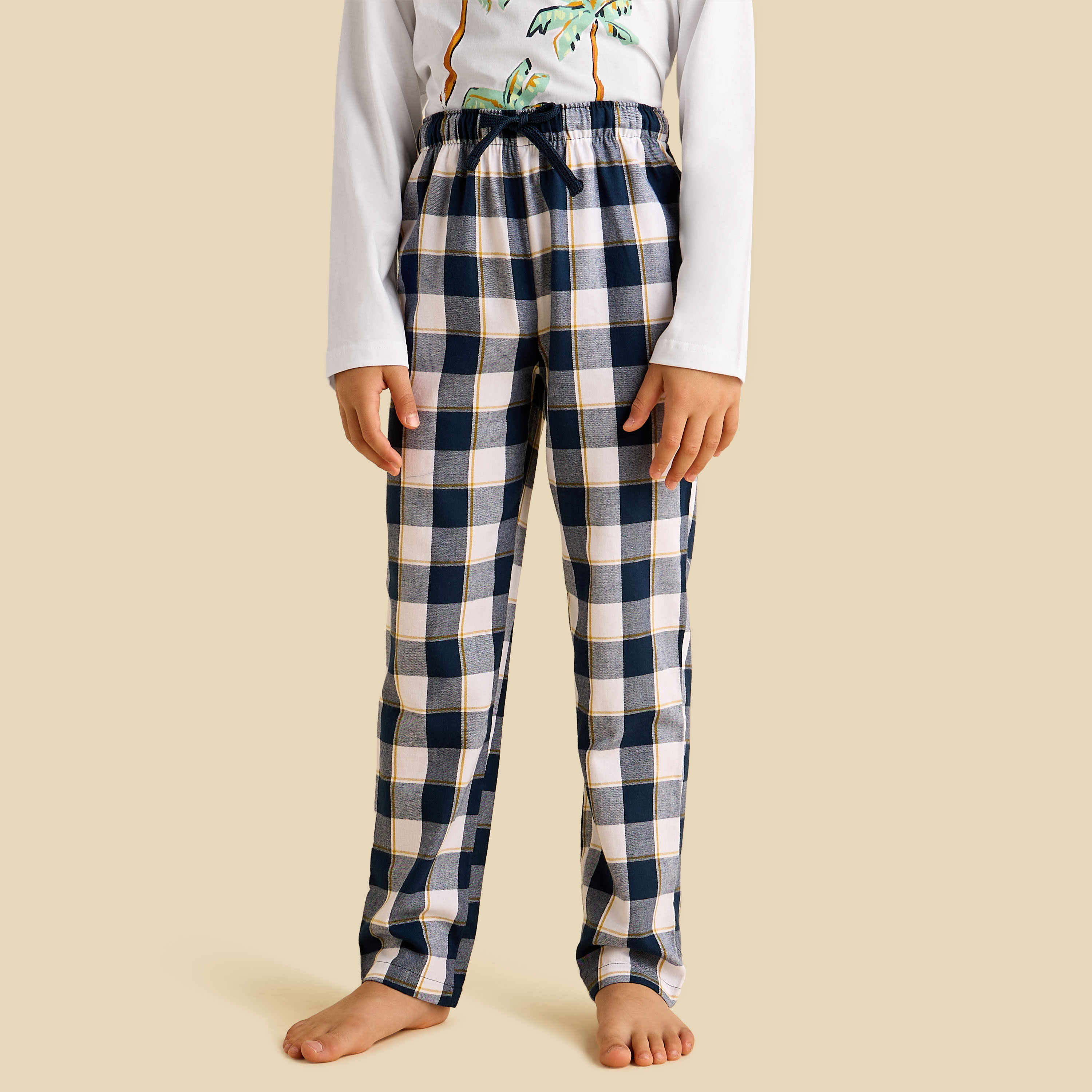 Juniors Cotton Crew Neck Long Sleeves Pyjama Set with Graphic Print-boys-clothing-nightwear-image-3