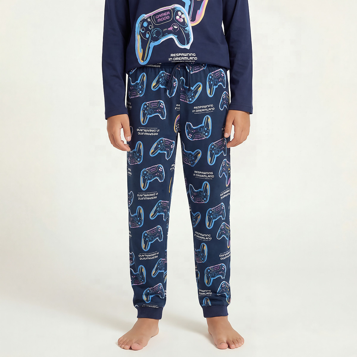 Juniors Cotton Crew Neck Long Sleeves Pyjama Set with Game Print-boys-clothing-nightwear-image-4