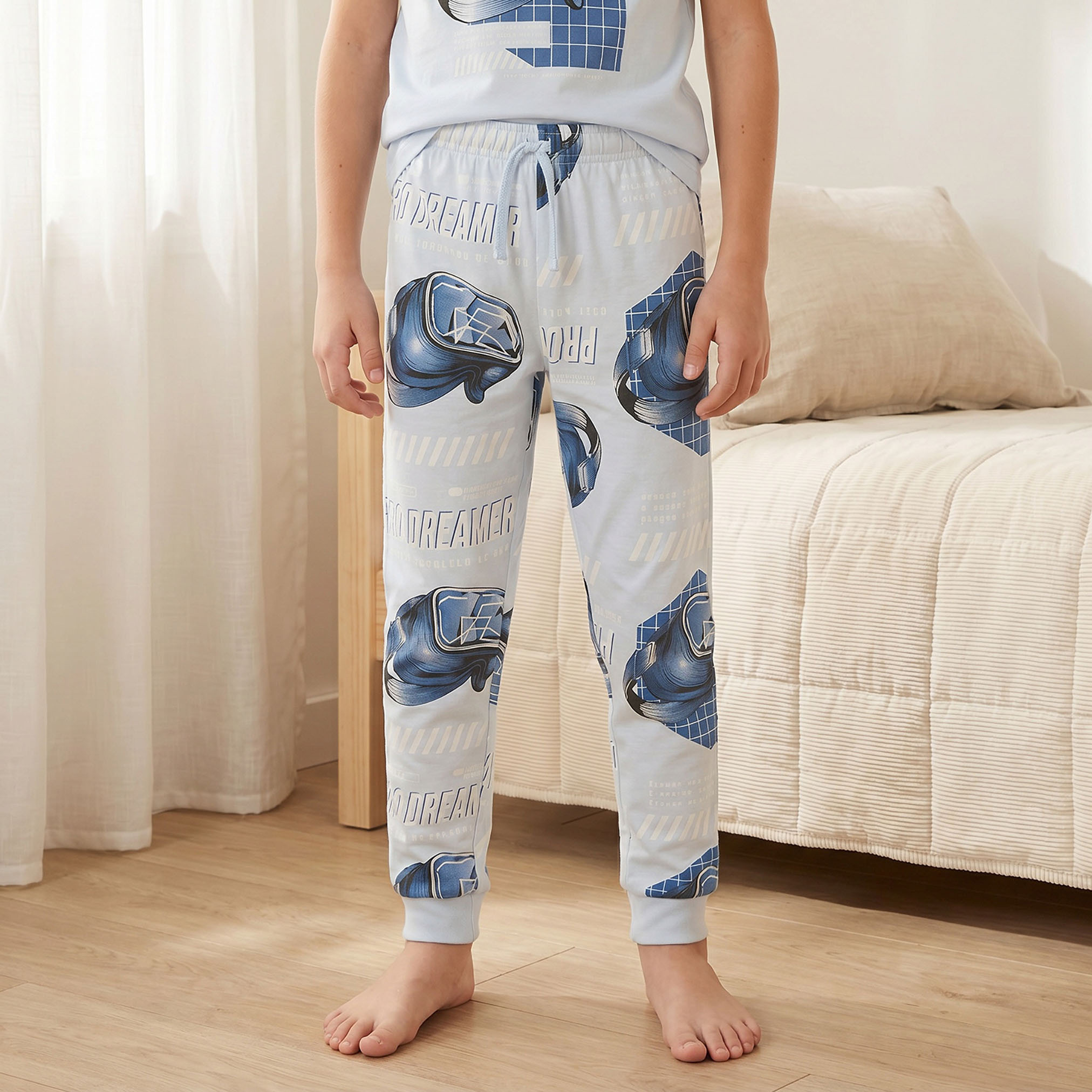 طقم بيجاما برقبة ضيقة وأكمام قصيرة وطبعات من جونيورز-boys-clothing-nightwear-image-3