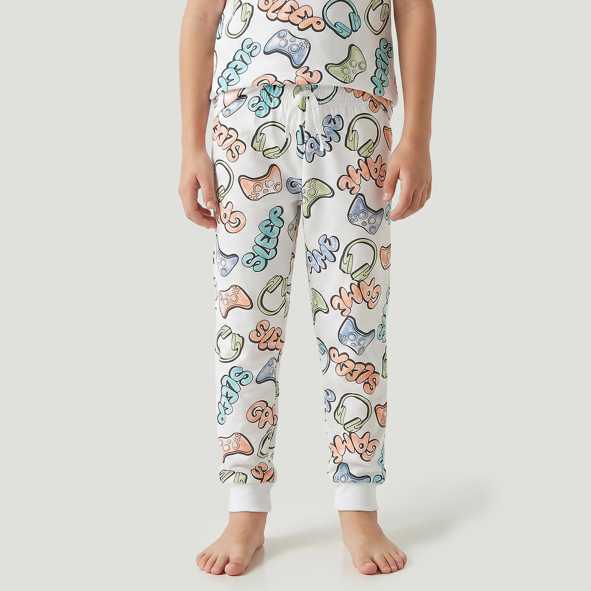 Juniors Cotton Round Neck Short Sleeves Pyjama Set with Gaming Print-boys-clothing-nightwear-image-4