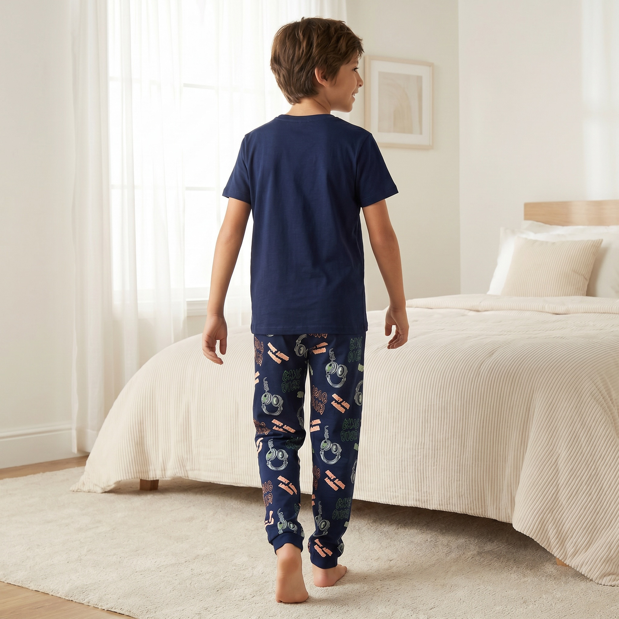 طقم بيجاما قطن بياقة ضيقة وأكمام قصيرة وطبعات من جونيورز-boys-clothing-nightwear-image-2