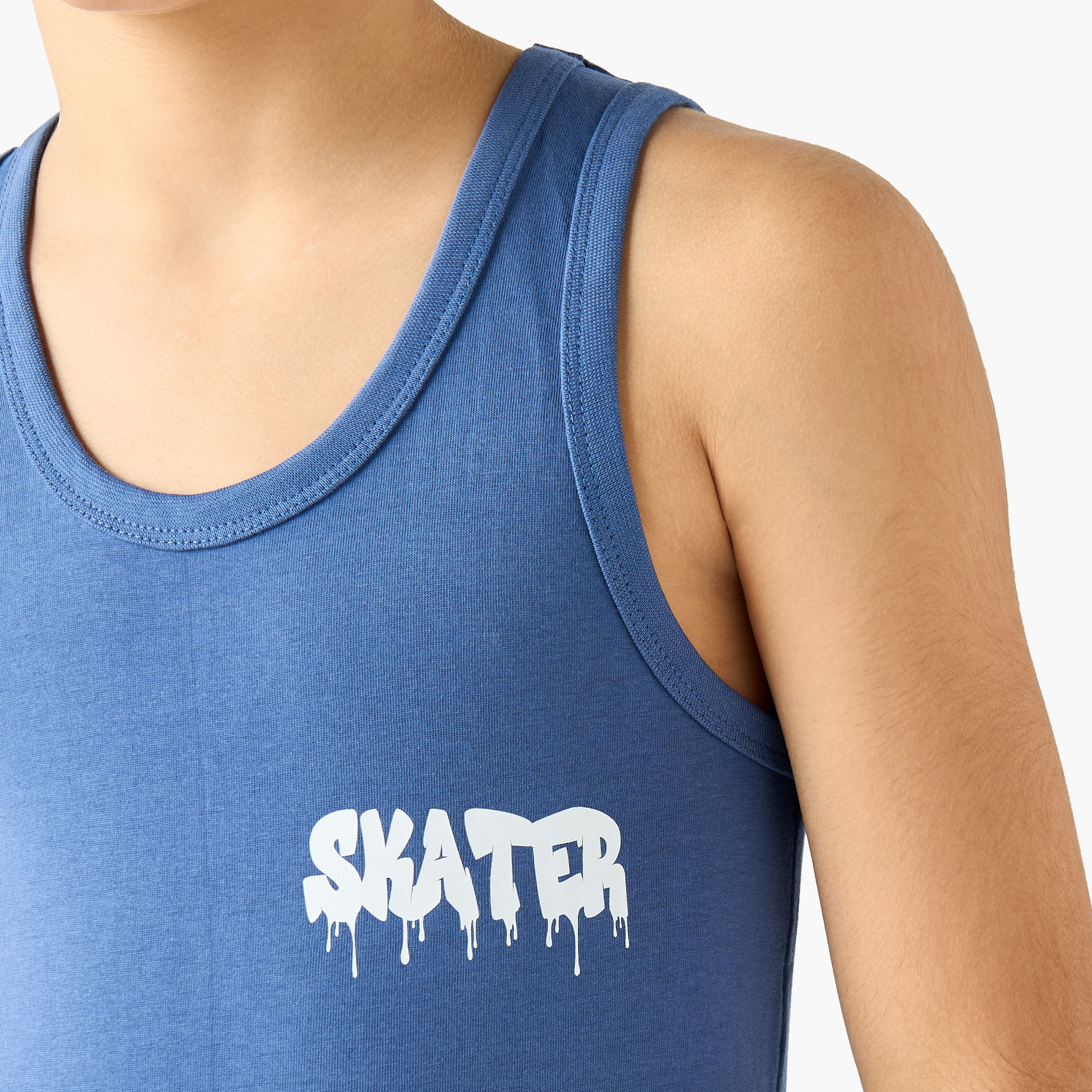 Pack of 3 Juniors Cotton Round Neck Vests with Skater Print-boys-clothing-innerwear-vests-image-7