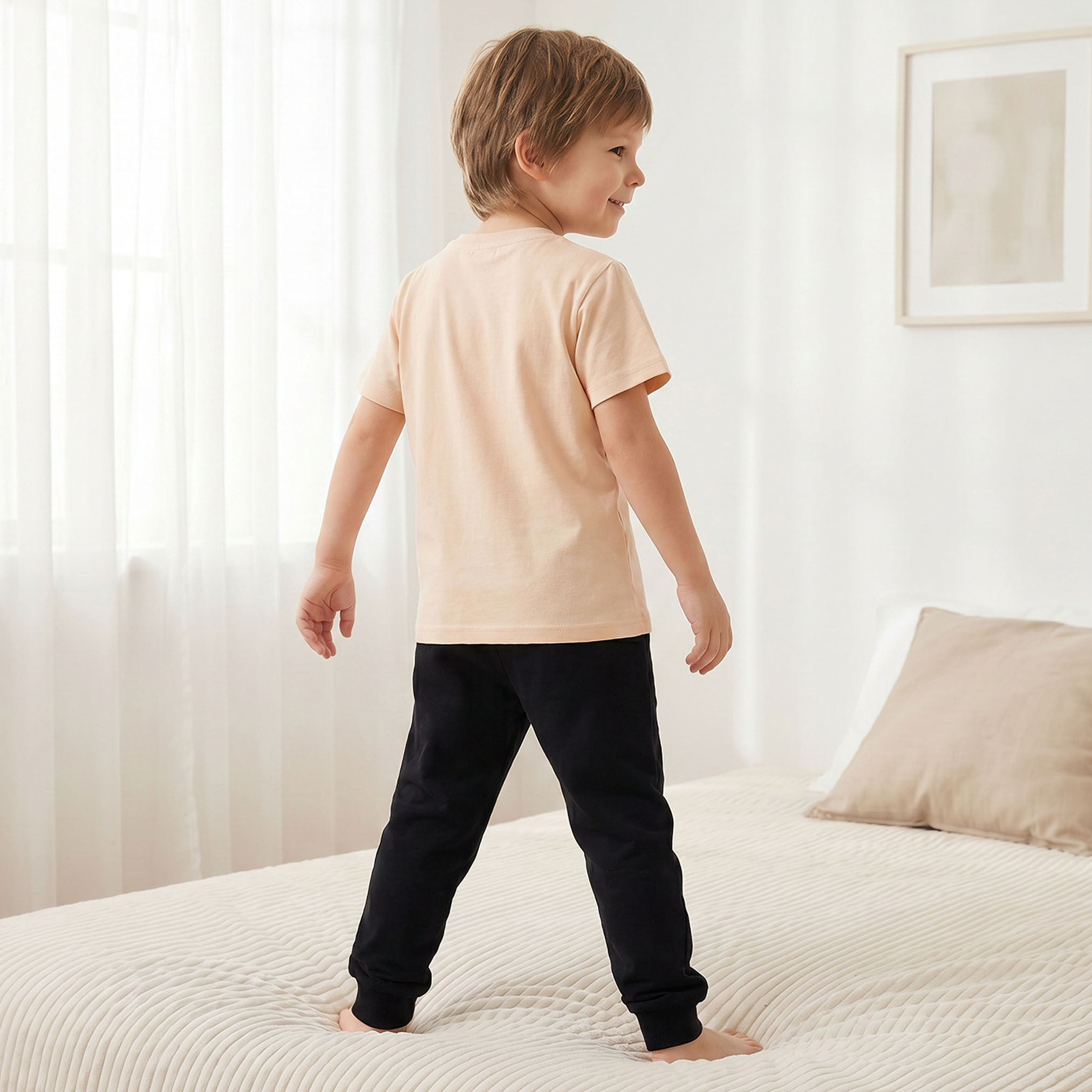 Cotton Crew Neck Short Sleeves Pyjama Set with Sonic the Hedgehog Print-boys-clothing-nightwear-image-4