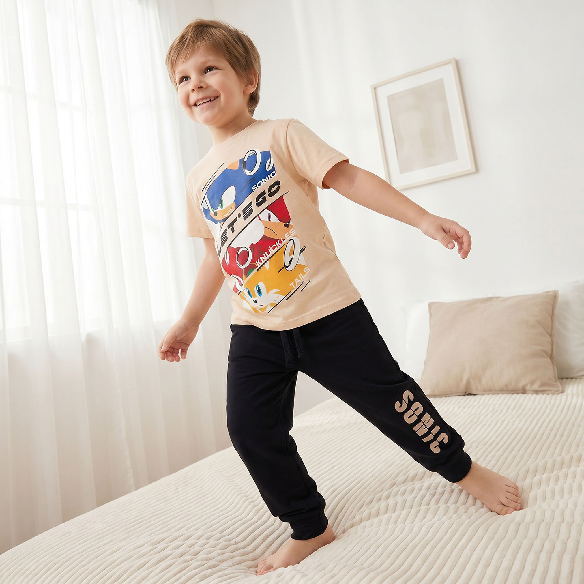 Cotton Crew Neck Short Sleeves Pyjama Set with Sonic the Hedgehog Print-boys-clothing-nightwear-image-7