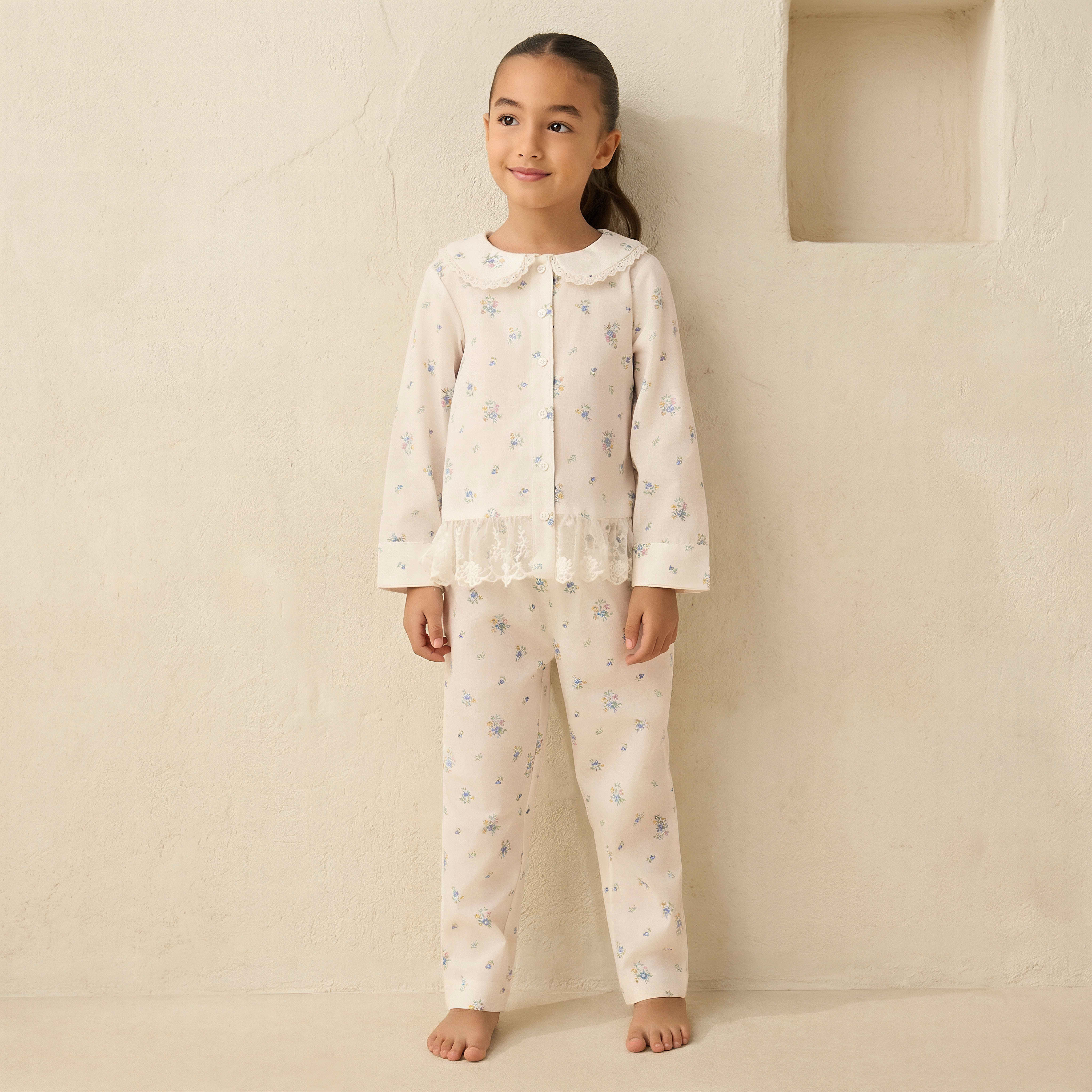 Juniors Cotton Peter Pan Collar Long Sleeve Pyjama Set with Floral Print-baby-girls-clothing-nightwear-pyjamasets-image-1