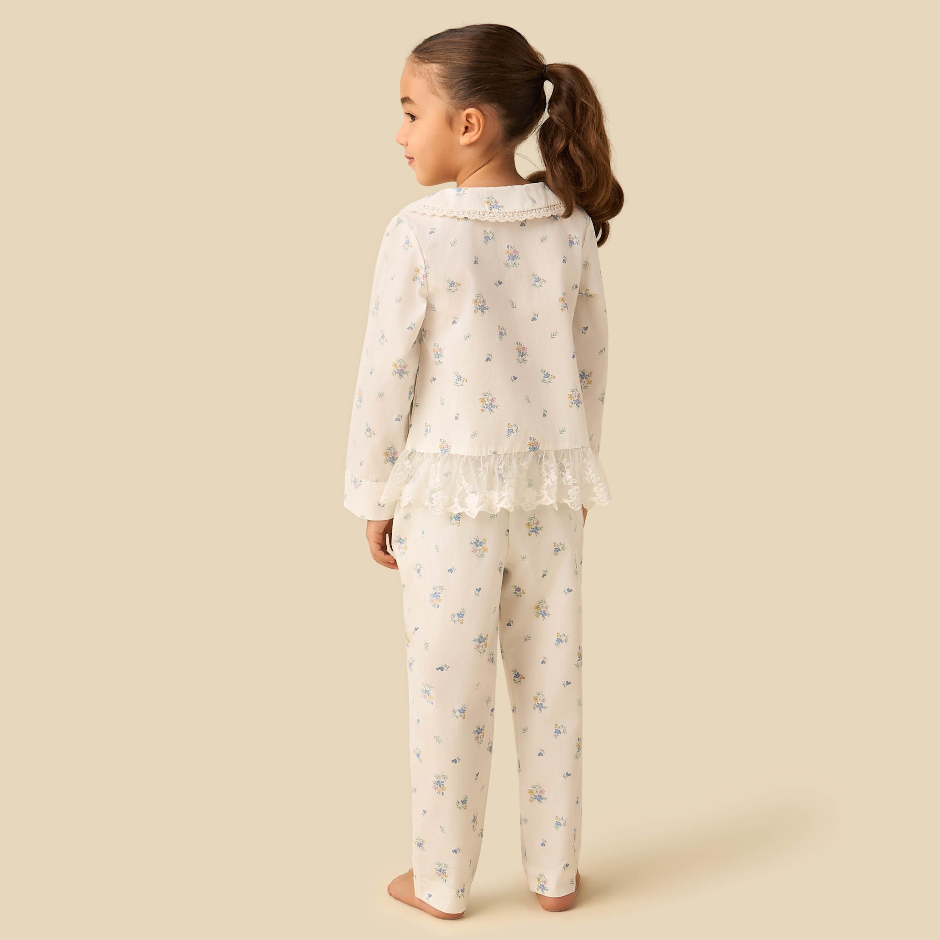 Juniors Cotton Peter Pan Collar Long Sleeve Pyjama Set with Floral Print-baby-girls-clothing-nightwear-pyjamasets-image-4