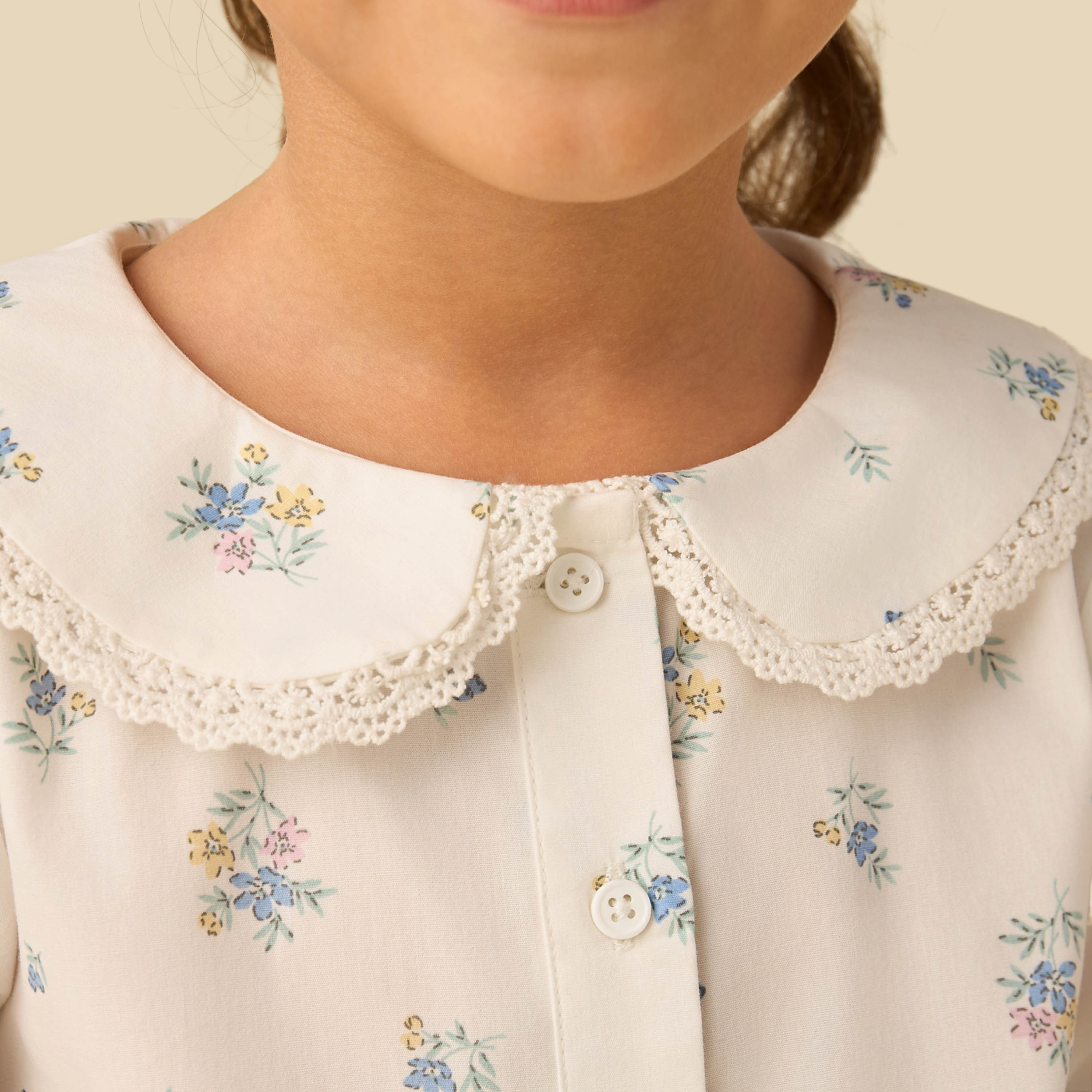 Juniors Cotton Peter Pan Collar Long Sleeve Pyjama Set with Floral Print-baby-girls-clothing-nightwear-pyjamasets-image-6