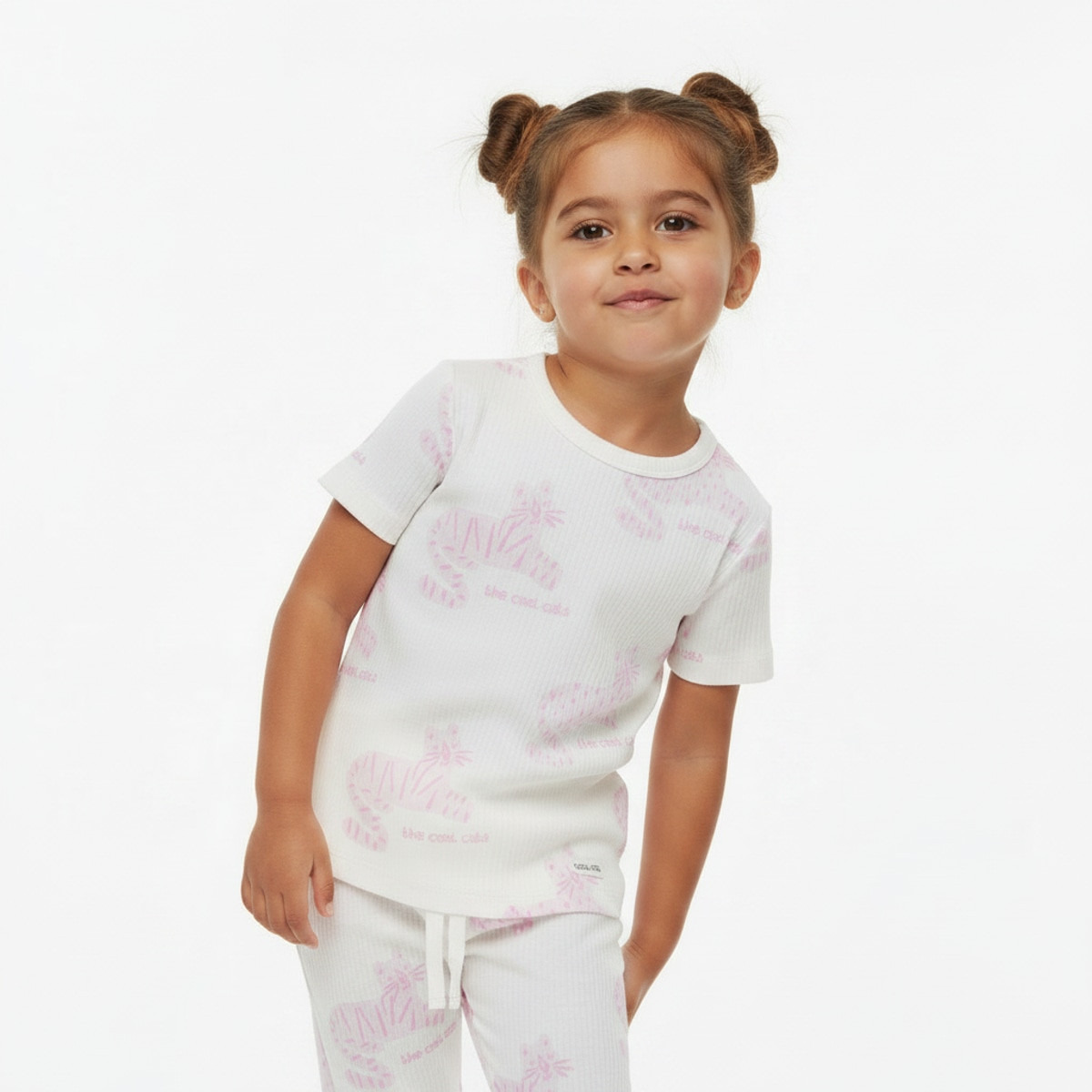 طقم بيجاما قطن برقبة ضيقة وأكمام قصيرة وطبعات من جونيورز-girls-clothing-nightwear-image-3