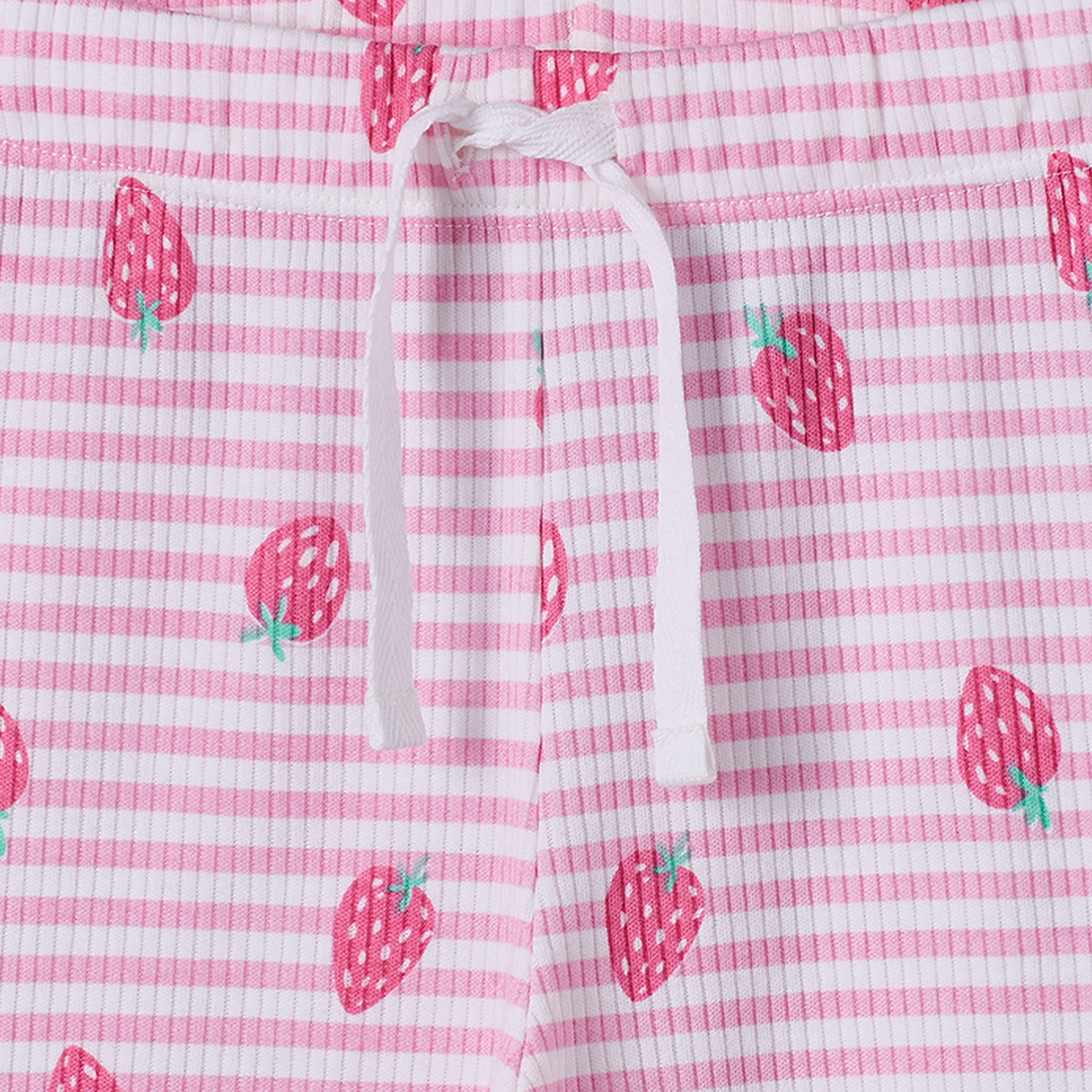 طقم بيجاما قطن وتيشيرت بياقة مستديرة وأكمام طويلة بطبعات فراولة من جونيورز-girls-clothing-nightwear-image-6