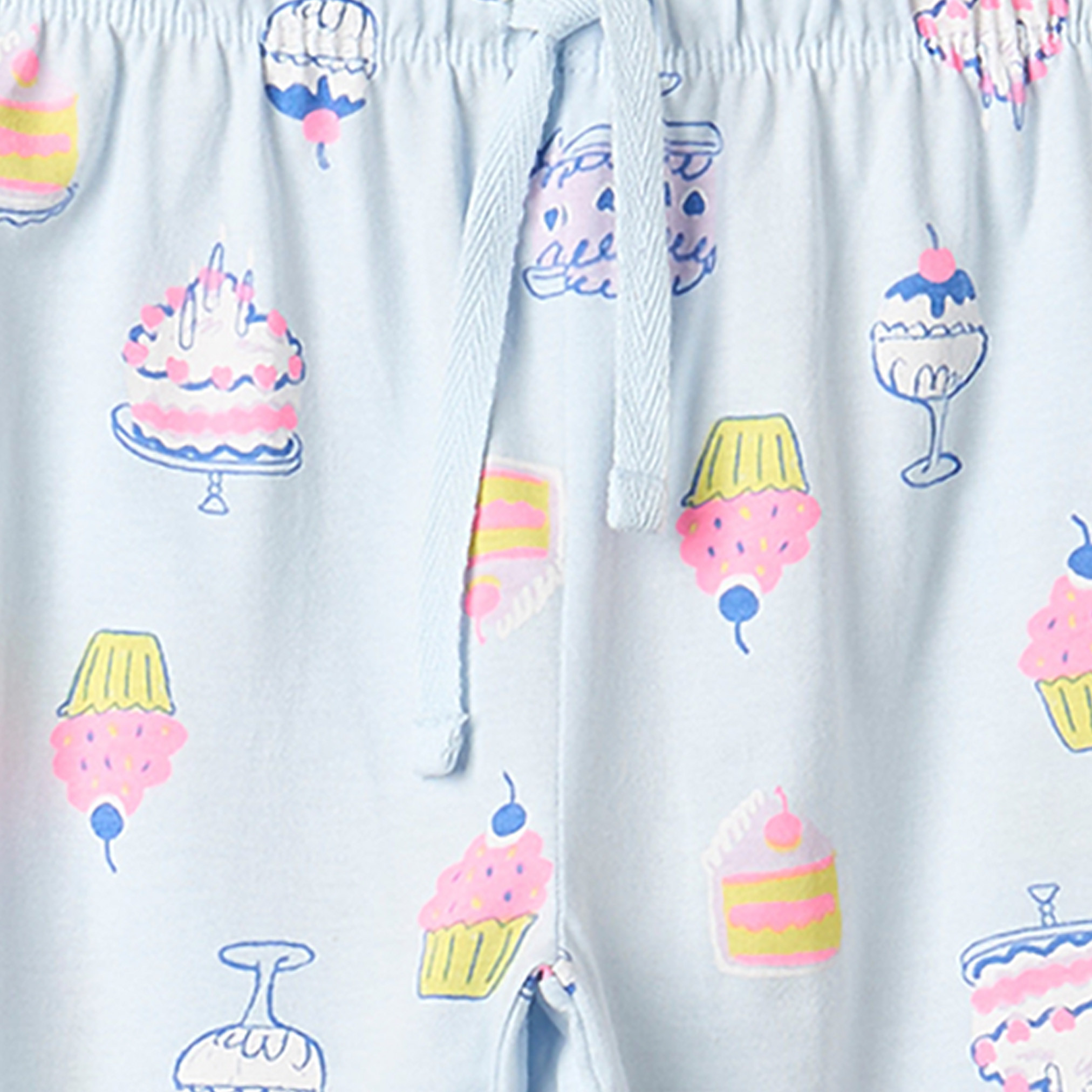 طقم بيجاما قطن بطبعات كب كيك وياقة ضيقة وأكمام قصيرة من جونيورز-girls-clothing-nightwear-image-6