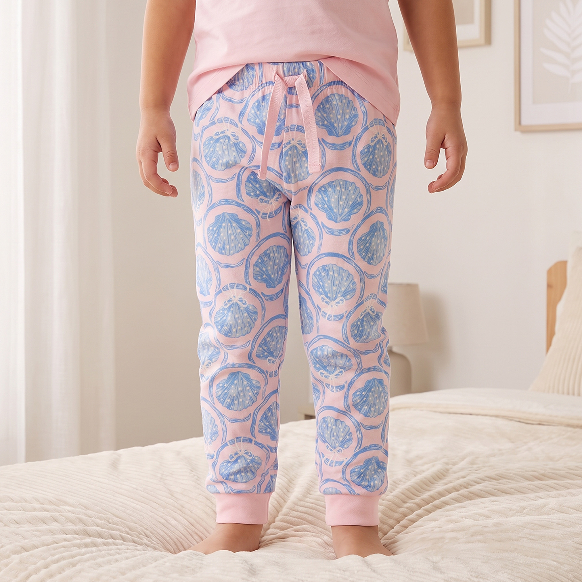 طقم بيجاما قطن بياقة ضيقة وأكمام قصيرة وطبعات من جونيورز-girls-clothing-nightwear-image-3