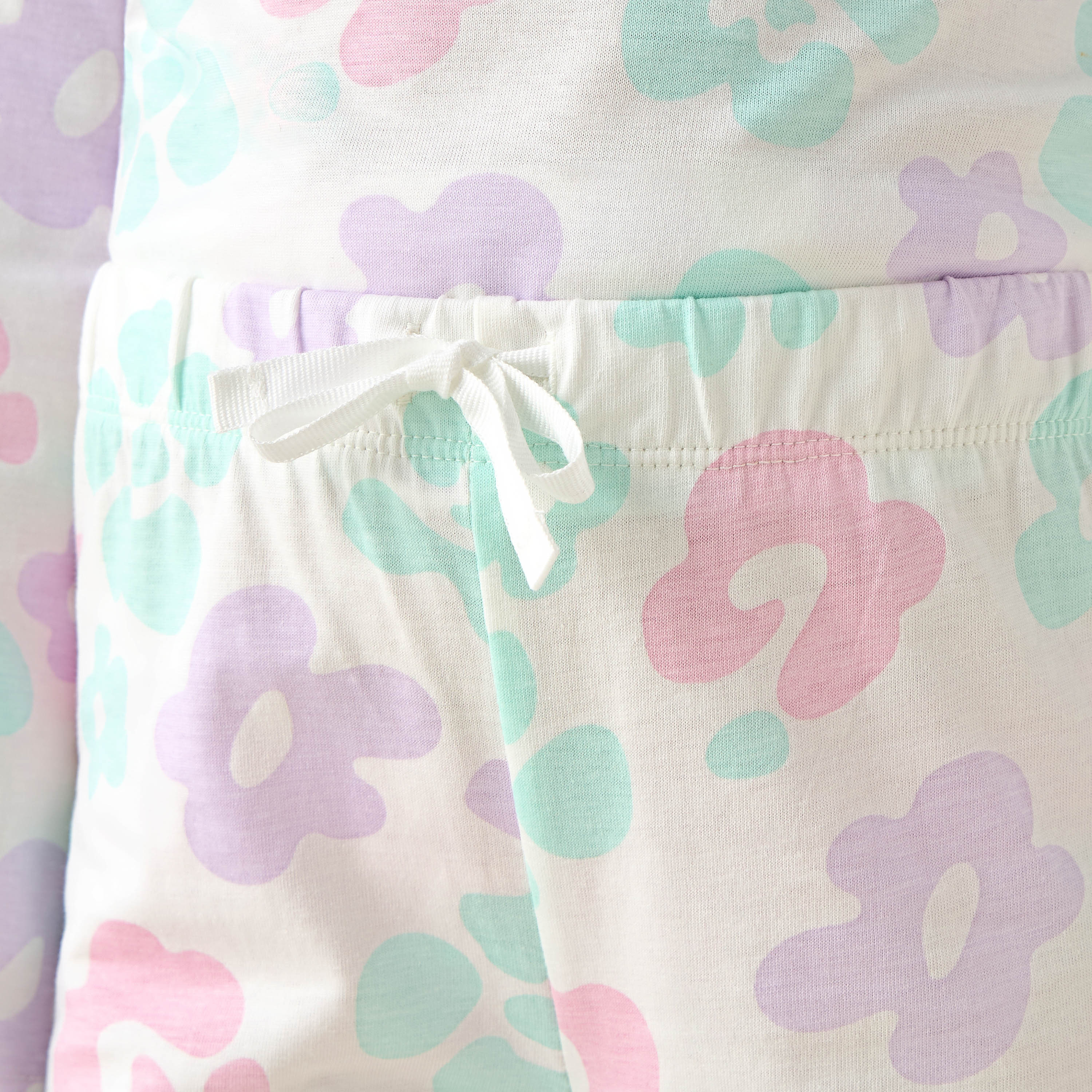 طقم بيجاما قطن بأكمام طويلة ورقبة ضيقة وطبعات زهرية من جونيورز-baby-girls-clothing-nightwear-pyjamasets-image-1
