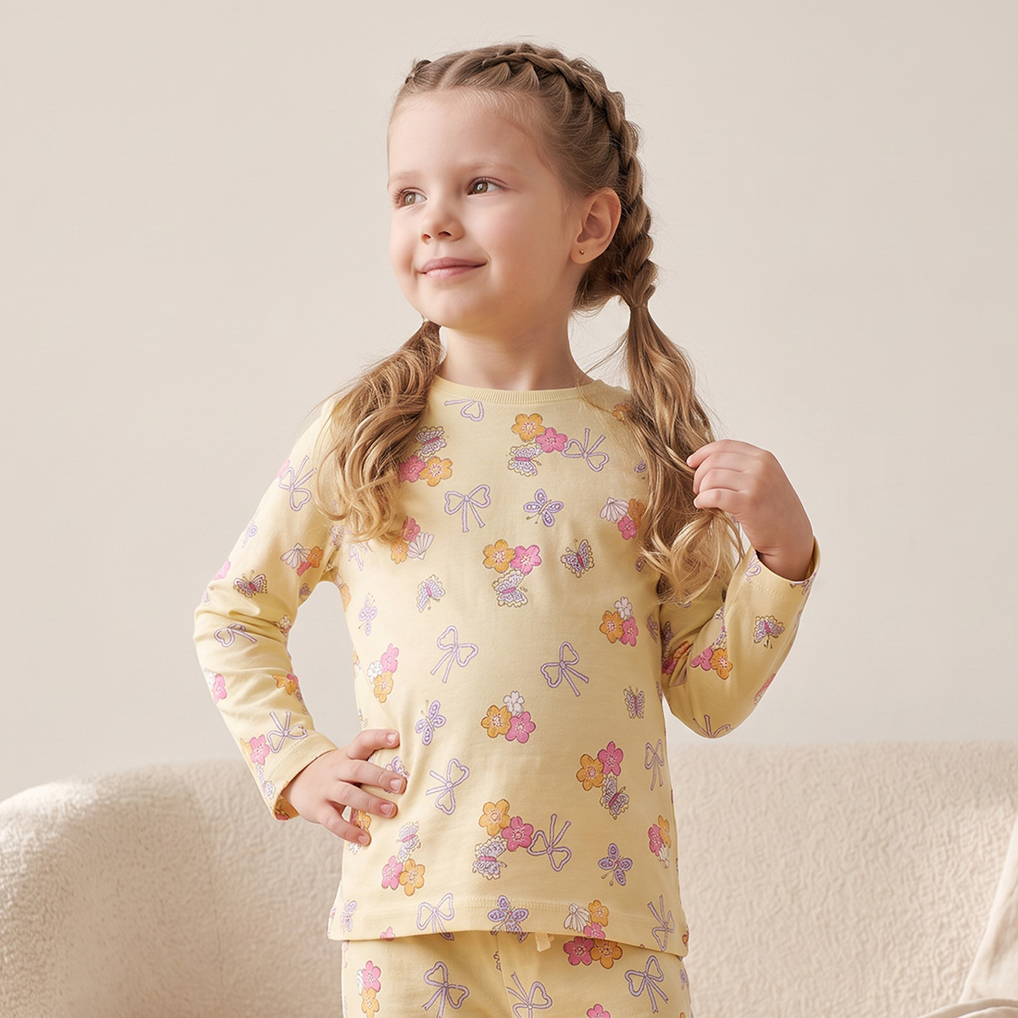 طقم بيجاما بياقة ضيقة وأكمام طويلة بطبعات زهرية من جونيورز-girls-clothing-nightwear-image-2