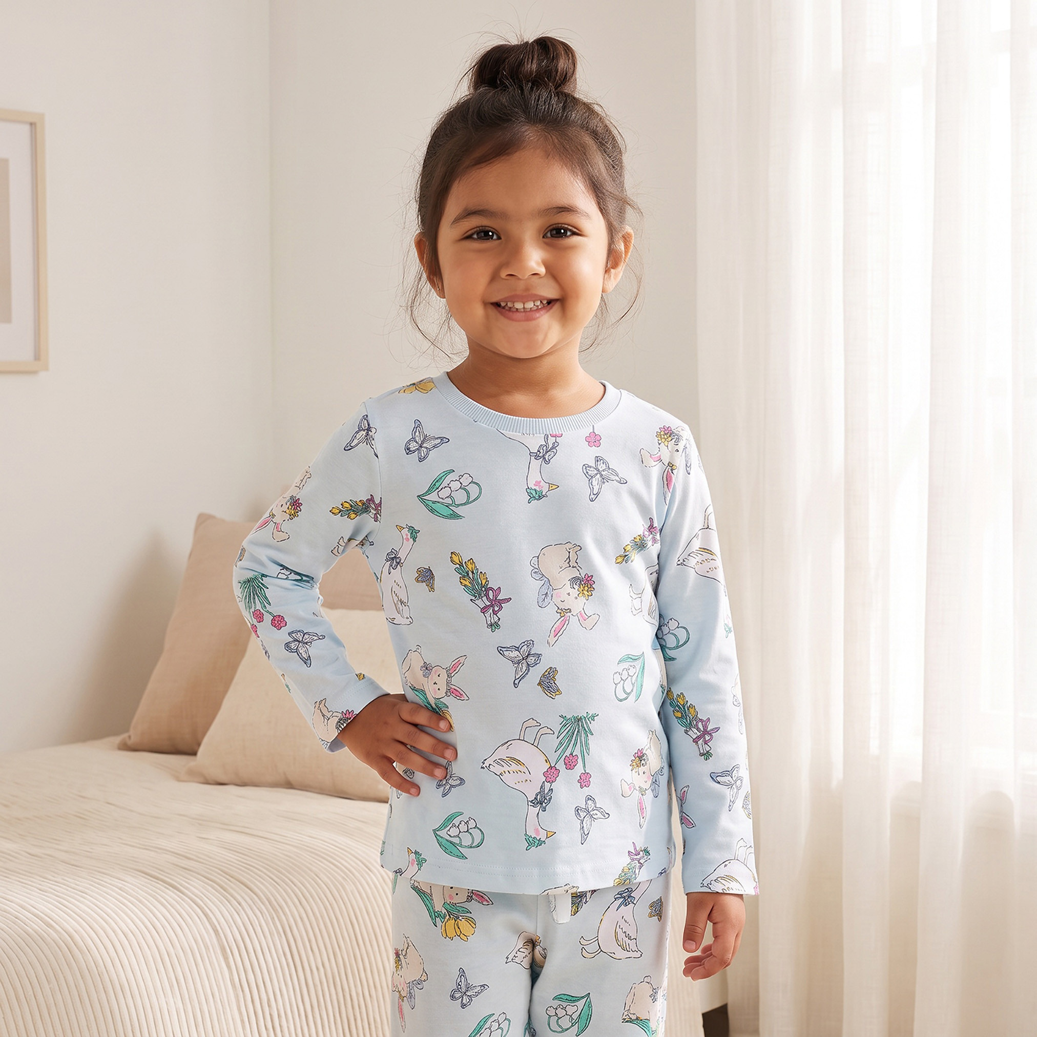 طقم بيجاما قطن بياقة ضيقة وأكمام طويلة بطبعات متنوعة من جونيورز - عبوة من 3 قطع-girls-clothing-nightwear-image-5