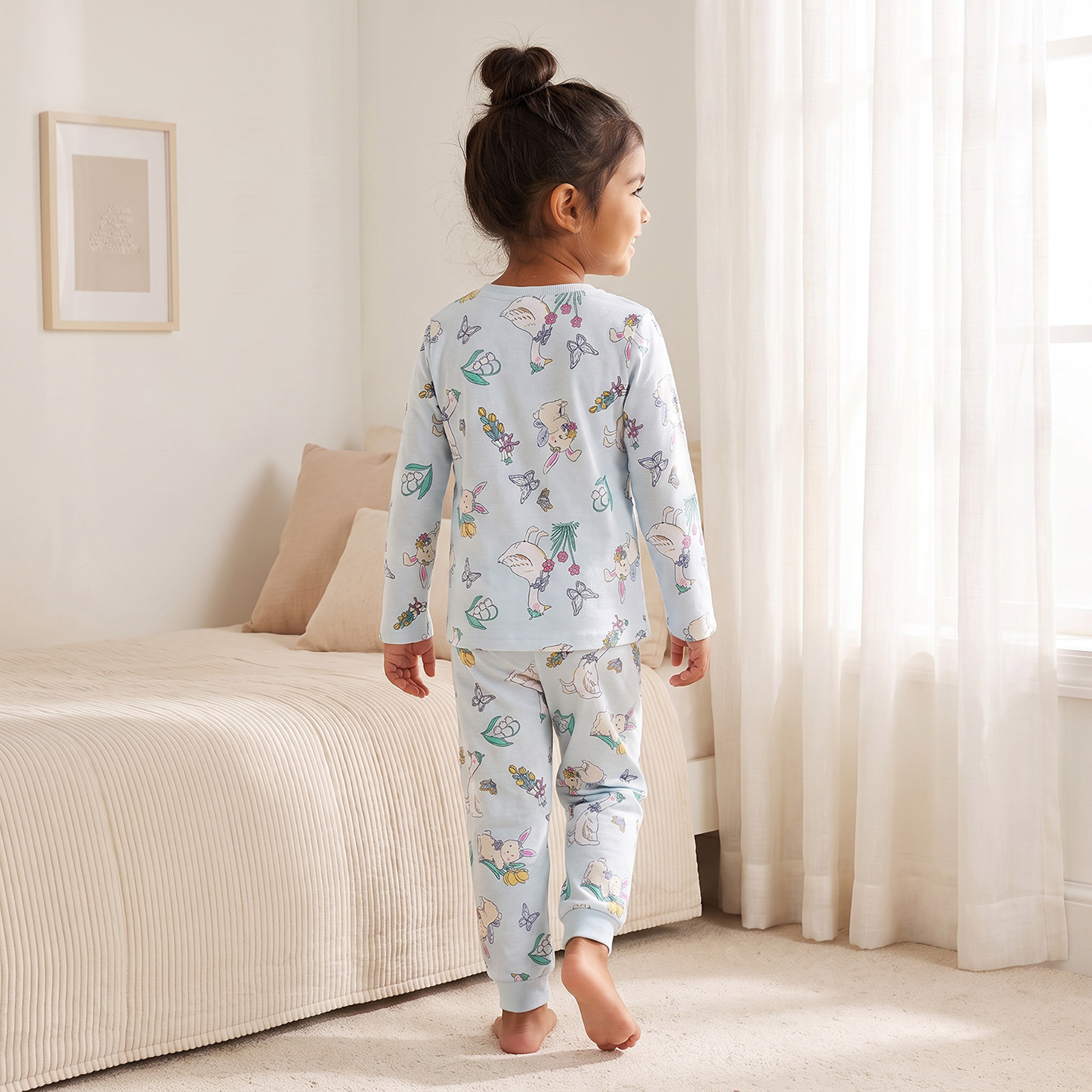 طقم بيجاما قطن بياقة ضيقة وأكمام طويلة بطبعات متنوعة من جونيورز - عبوة من 3 قطع-girls-clothing-nightwear-image-7