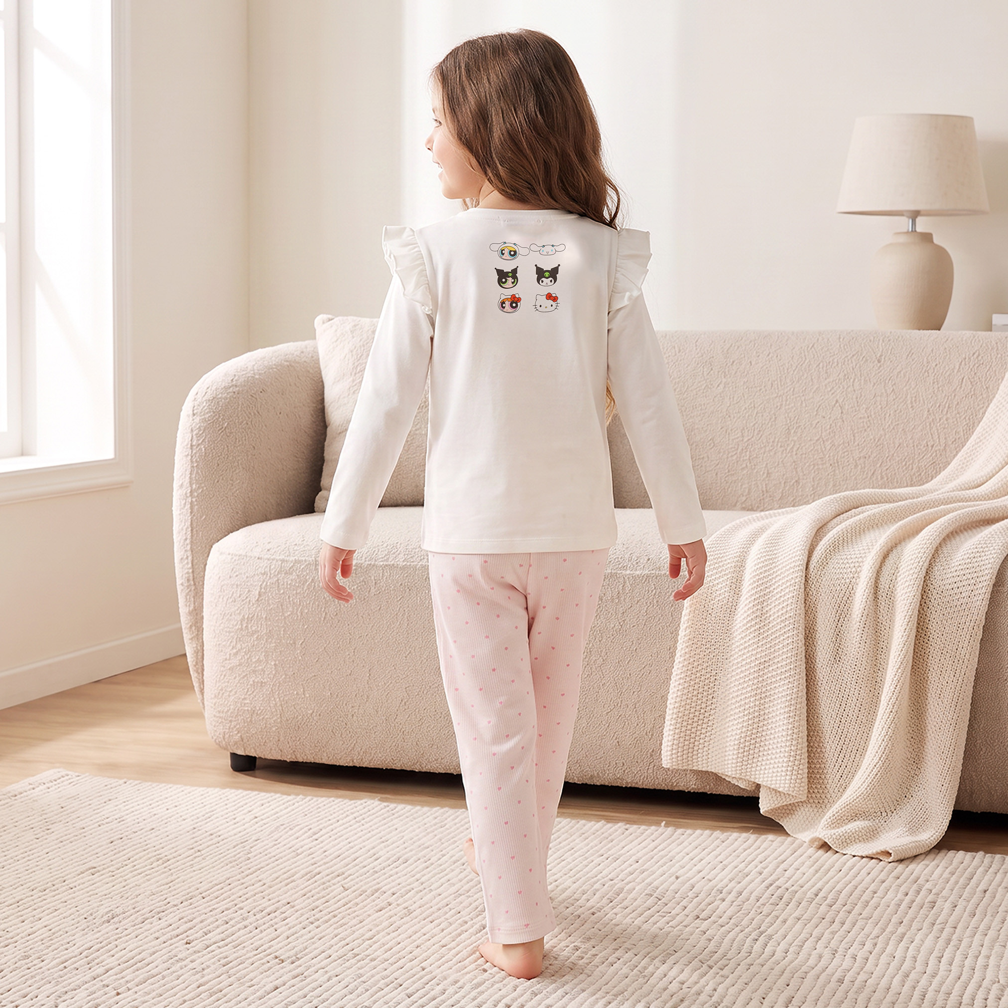 طقم بيجاما قطن بأكمام طويلة ورقبة ضيقة وطبعات من سانريو-girls-clothing-nightwear-image-4