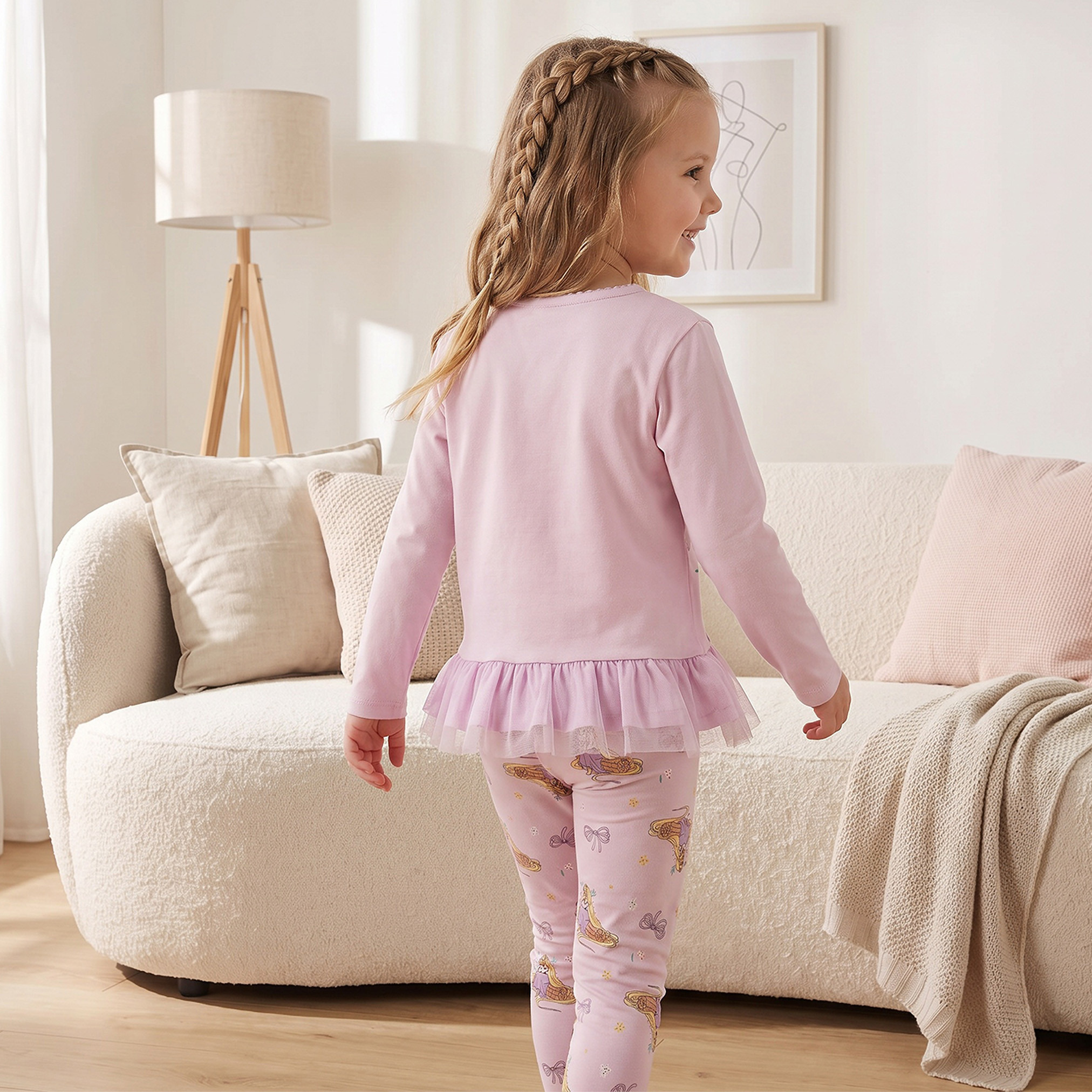 طقم بيجاما قطن بطبعات رابونزل بياقة ضيقة وأكمام طويلة من ديزني-girls-clothing-nightwear-image-4