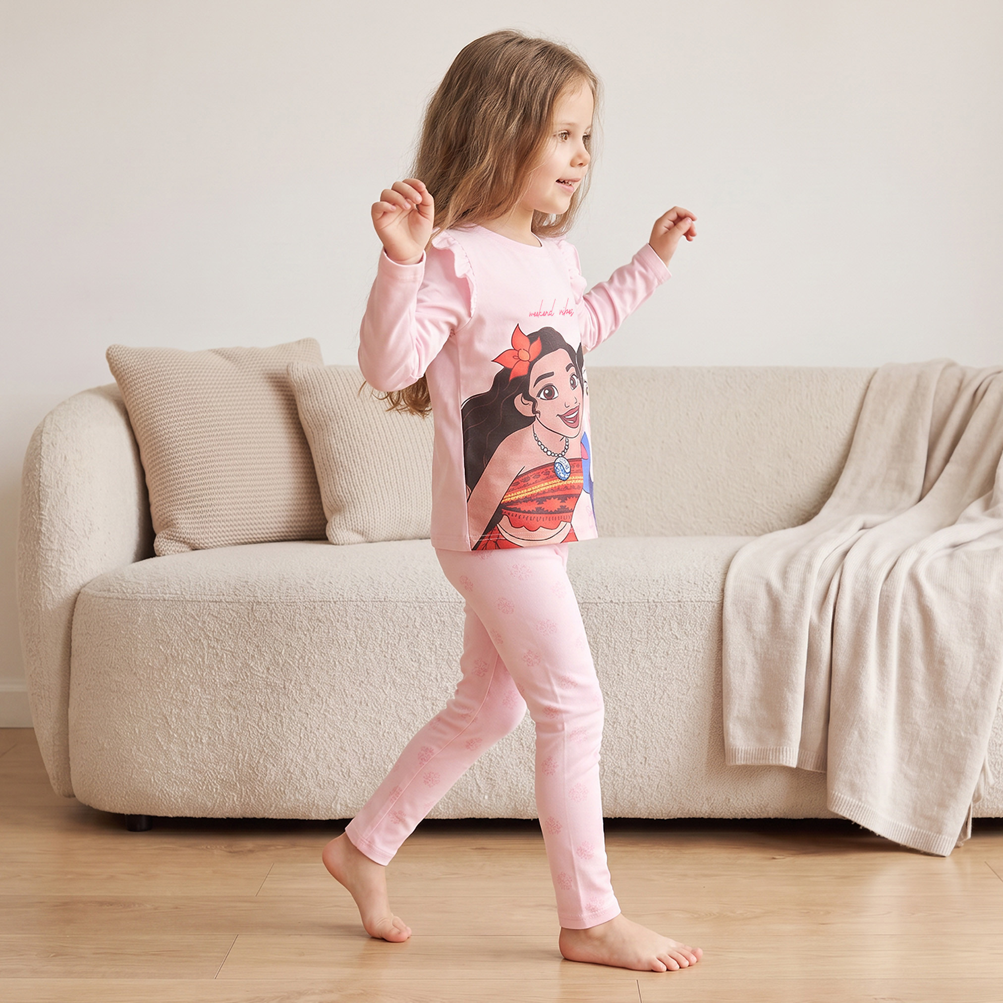 طقم بيجاما قطن بطبعات جرافيك وياقة ضيقة وأكمام طويلة من ديزني-girls-clothing-nightwear-image-6
