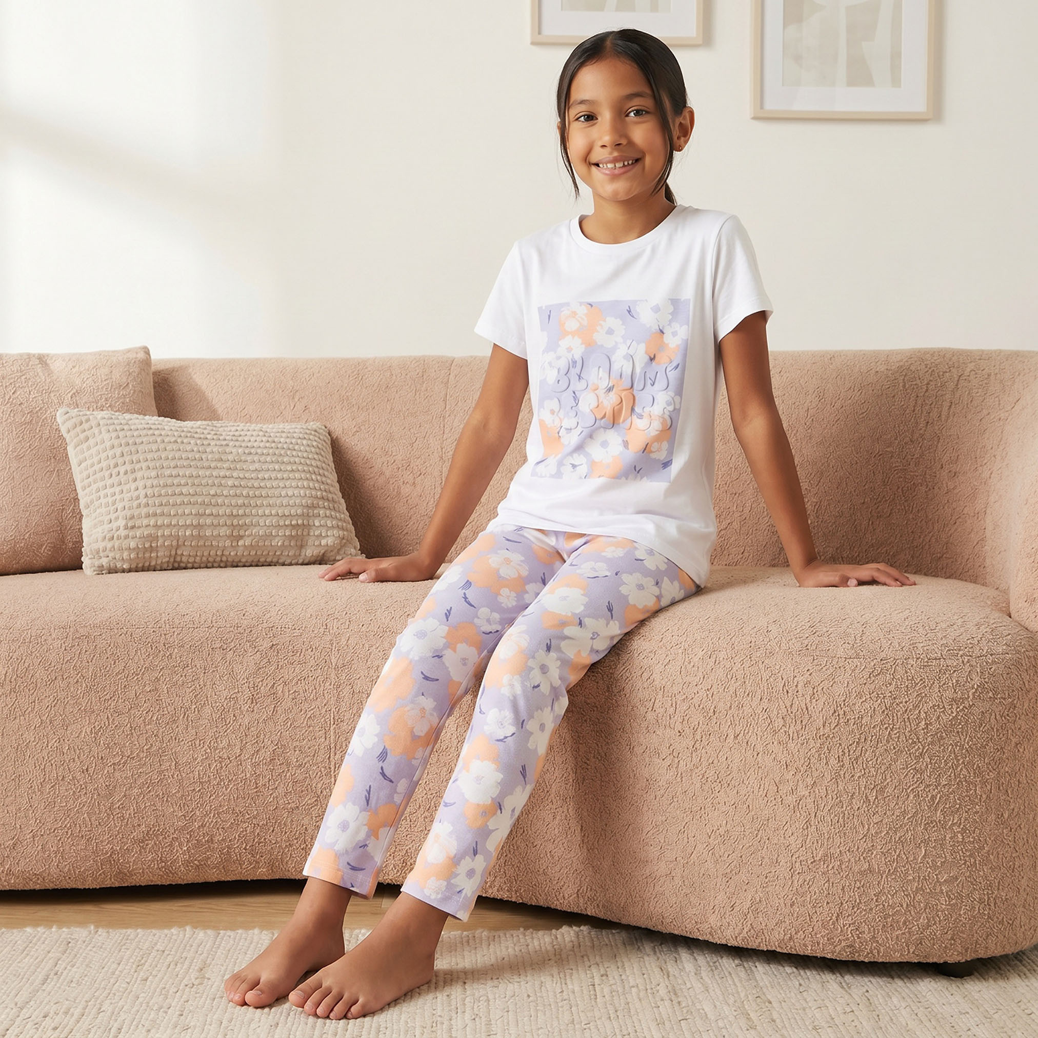 طقم بيجاما قطن بطبعات أزهار وياقة ضيقة وأكمام قصيرة من جونيورز-girls-clothing-nightwear-image-7