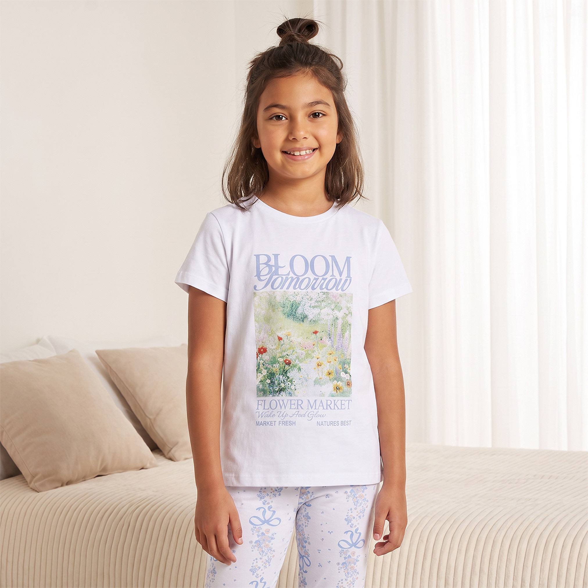 طقم بيجاما بياقة مستديرة وأكمام قصيرة بطبعة زهور من جونيورز-girls-clothing-nightwear-image-2