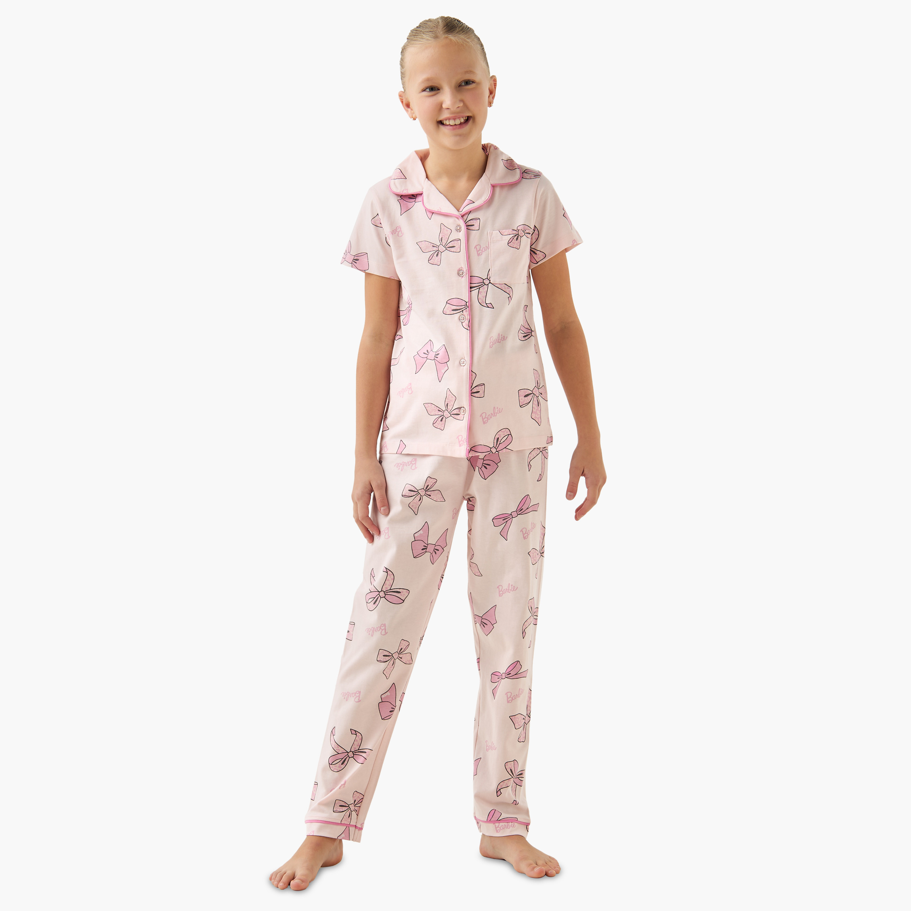 طقم بيجاما قطن بأكمام قصيرة وياقة عادية وطبعات-girls-clothing-nightwear-image-1