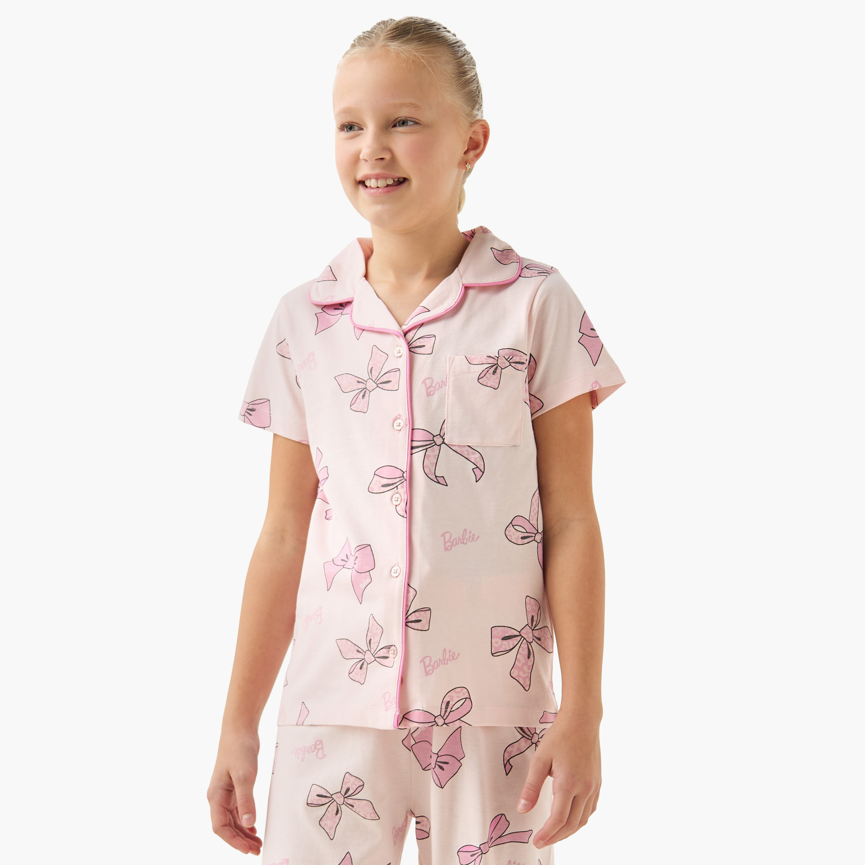 طقم بيجاما قطن بأكمام قصيرة وياقة عادية وطبعات-girls-clothing-nightwear-image-2