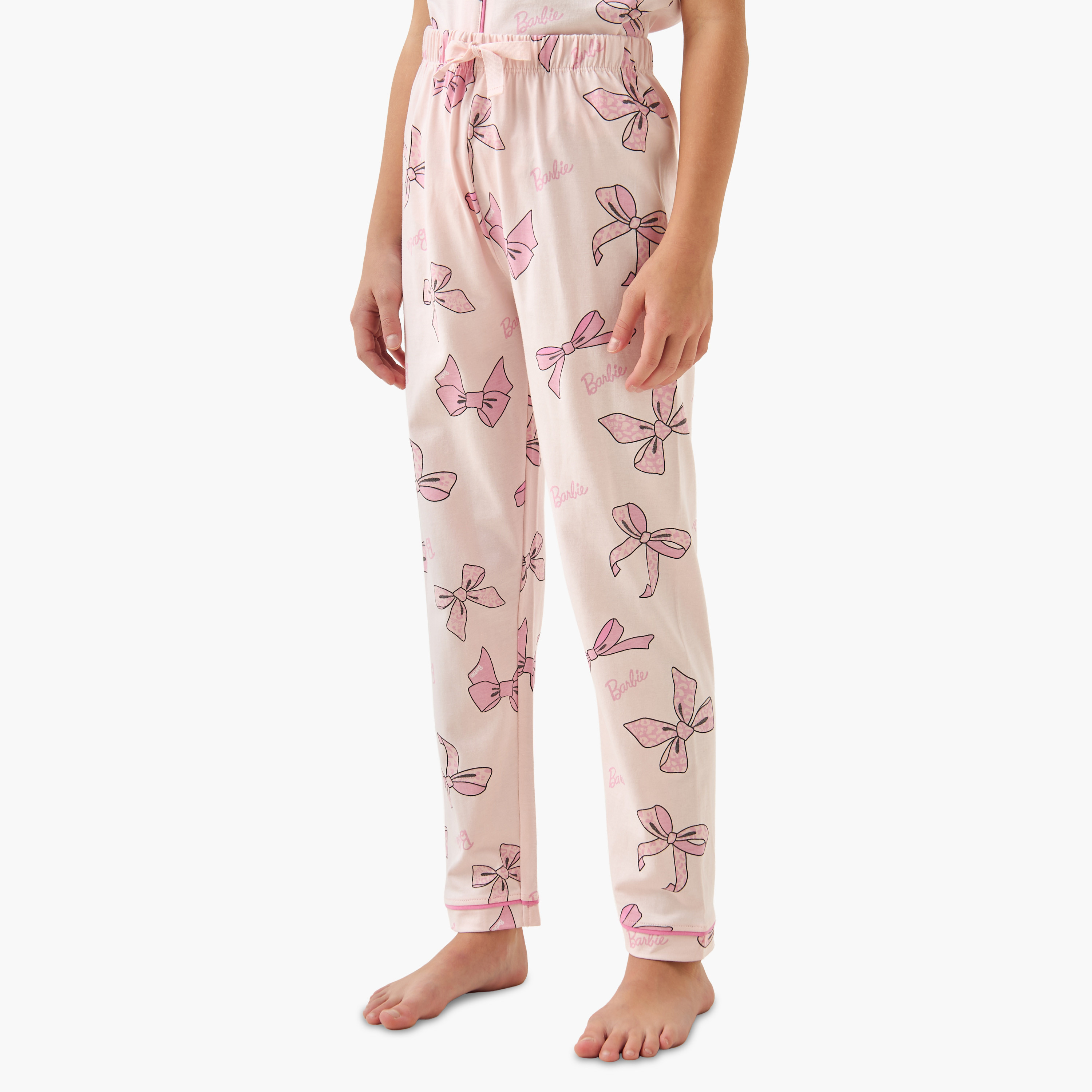 طقم بيجاما قطن بأكمام قصيرة وياقة عادية وطبعات-girls-clothing-nightwear-image-3