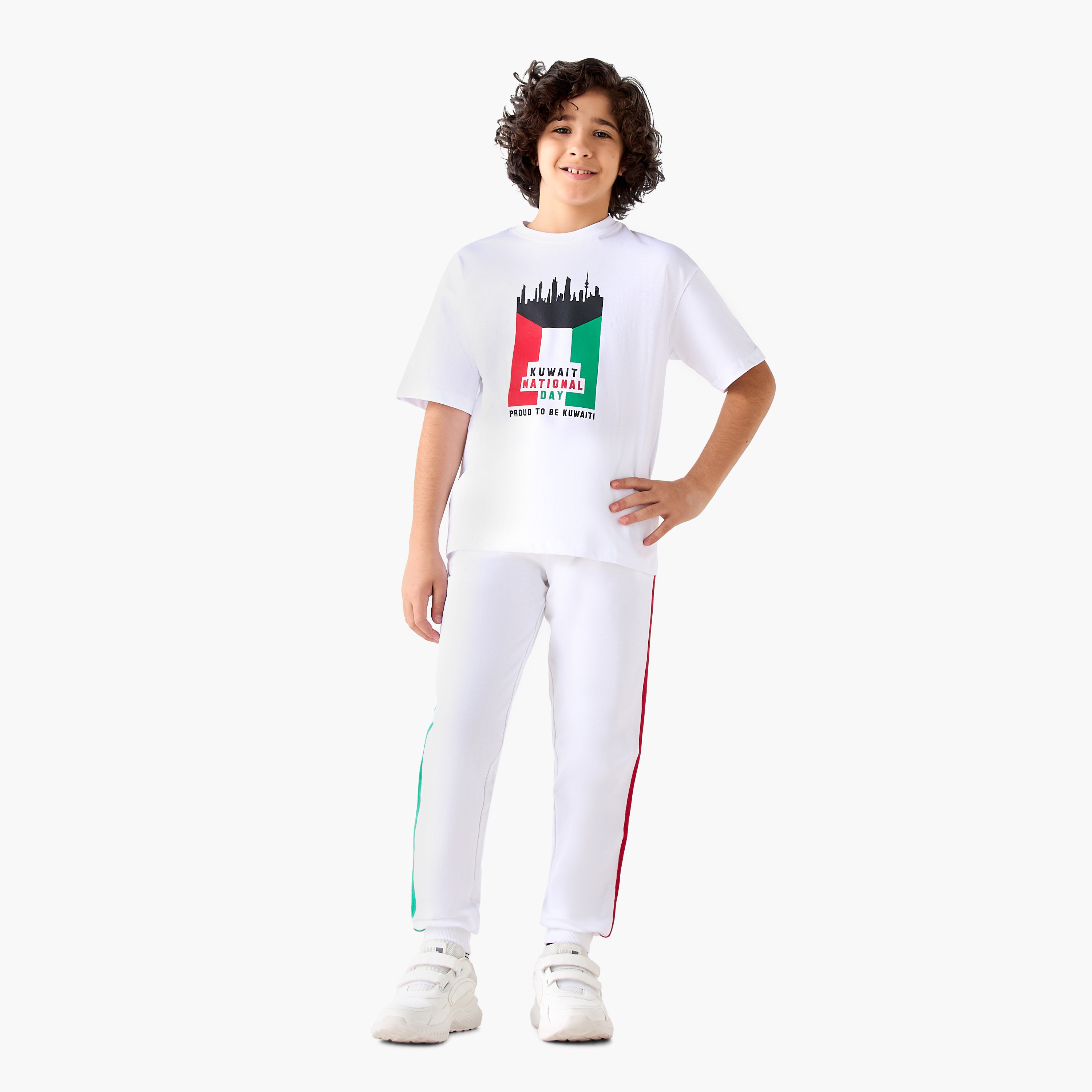 تيشيرت بياقة ضيقة وأكمام قصيرة وطبعات من جونيورز-boys-clothing-tshirtsandpolos-image-2