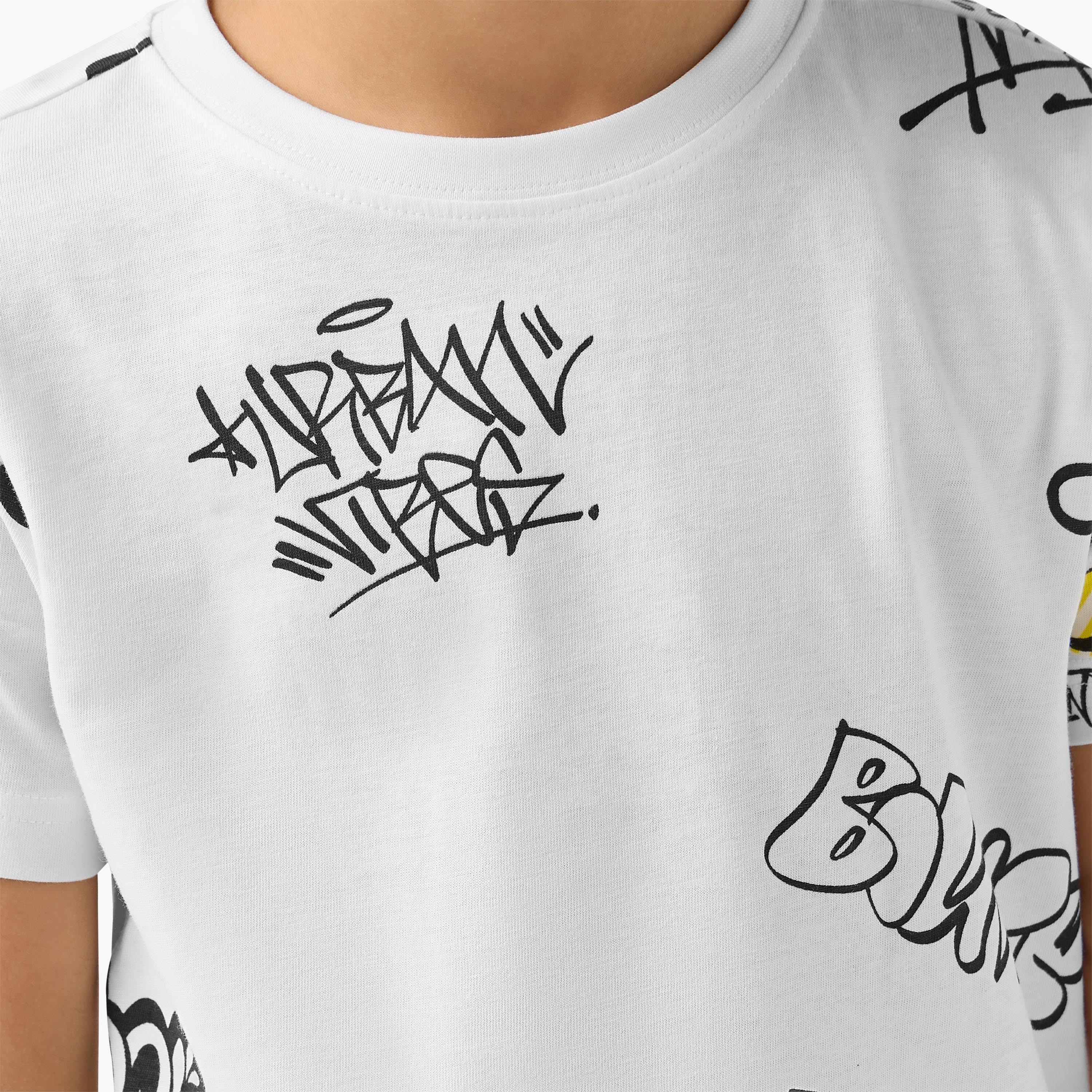 تيشيرت بأكمام قصيرة وياقة ضيقة وطبعات من جونيورز-boys-clothing-tshirtsandpolos-image-5