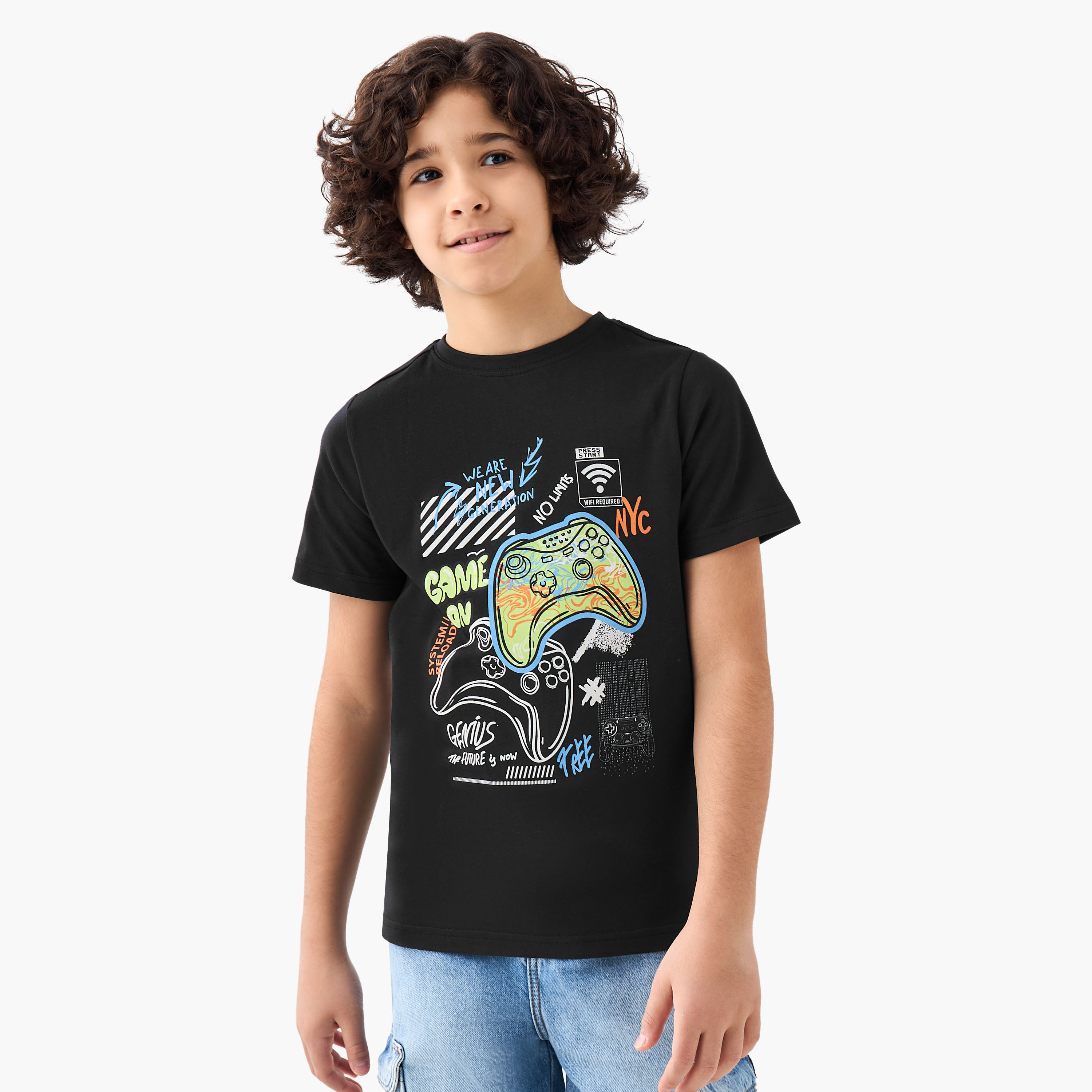 تيشيرت بطبعات ألعاب وياقة ضيقة وأكمام قصيرة من جونيورز-boys-clothing-tshirtsandpolos-image-5