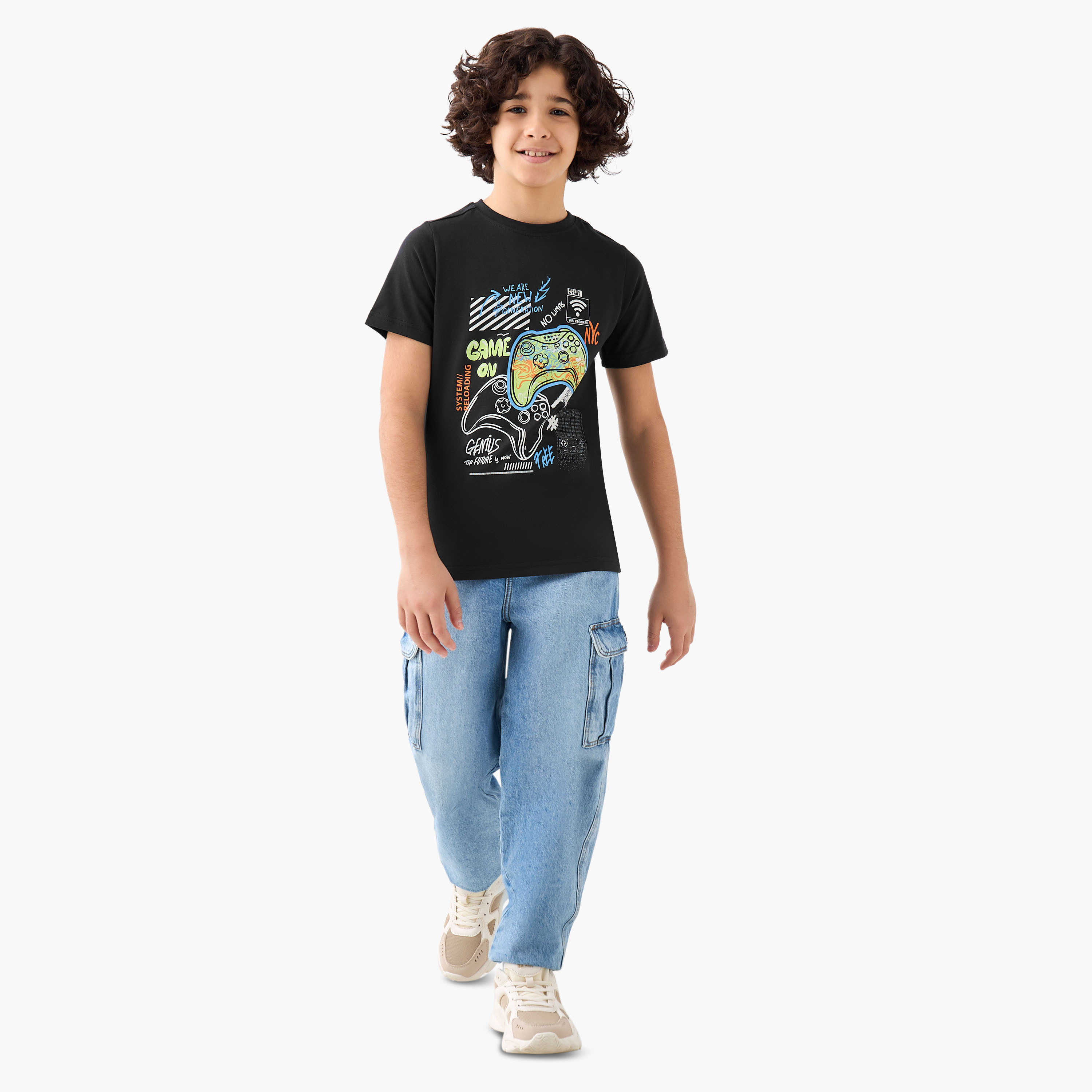 تيشيرت بطبعات ألعاب وياقة ضيقة وأكمام قصيرة من جونيورز-boys-clothing-tshirtsandpolos-image-4